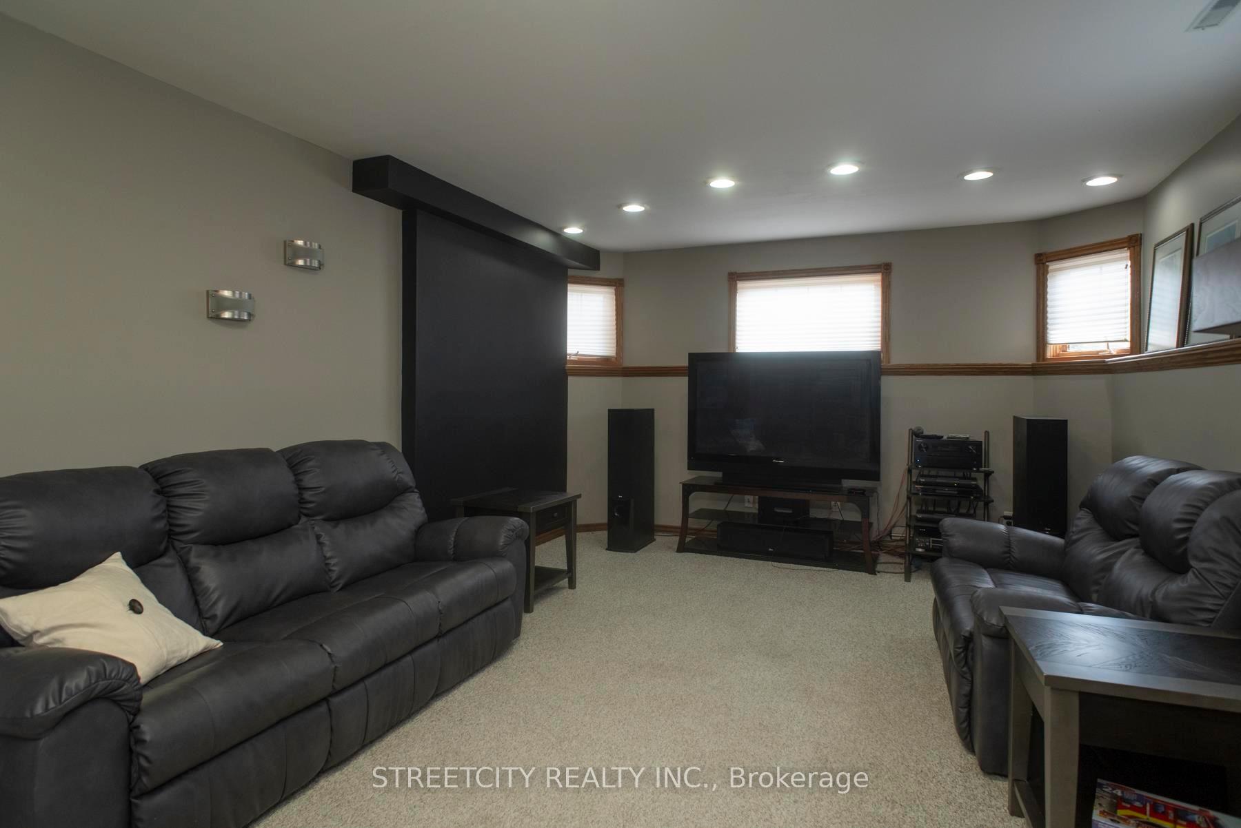 Photo 34 of 313 Cadillac Circle, Thunder Bay, McIntyre South — HOMEH