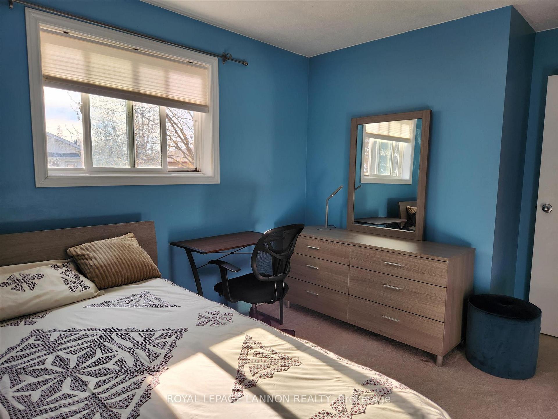 Photo 19 of 417 Valley Street, Thunder Bay, John Street North — HOMEH