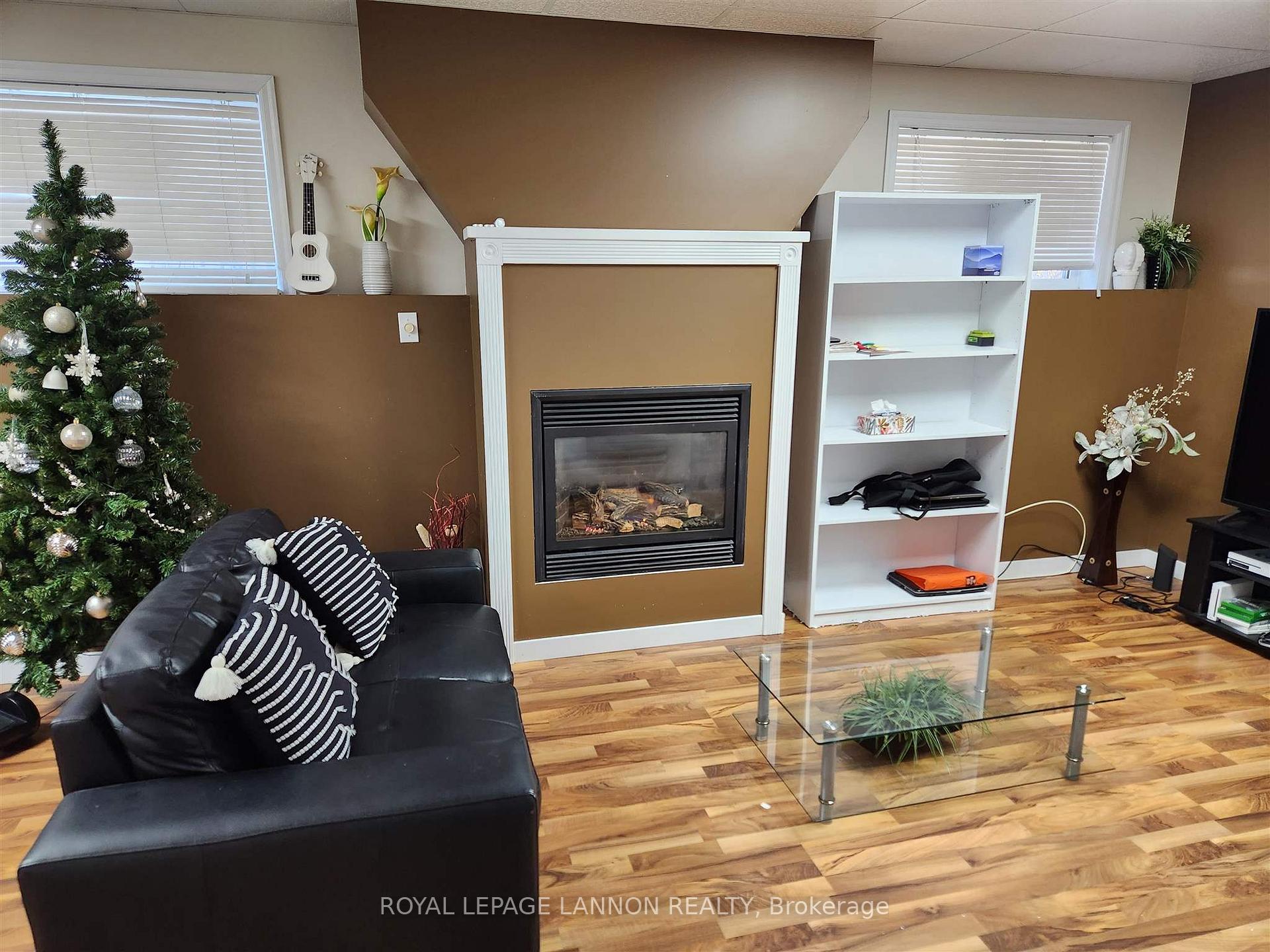 Photo 23 of 417 Valley Street, Thunder Bay, John Street North — HOMEH
