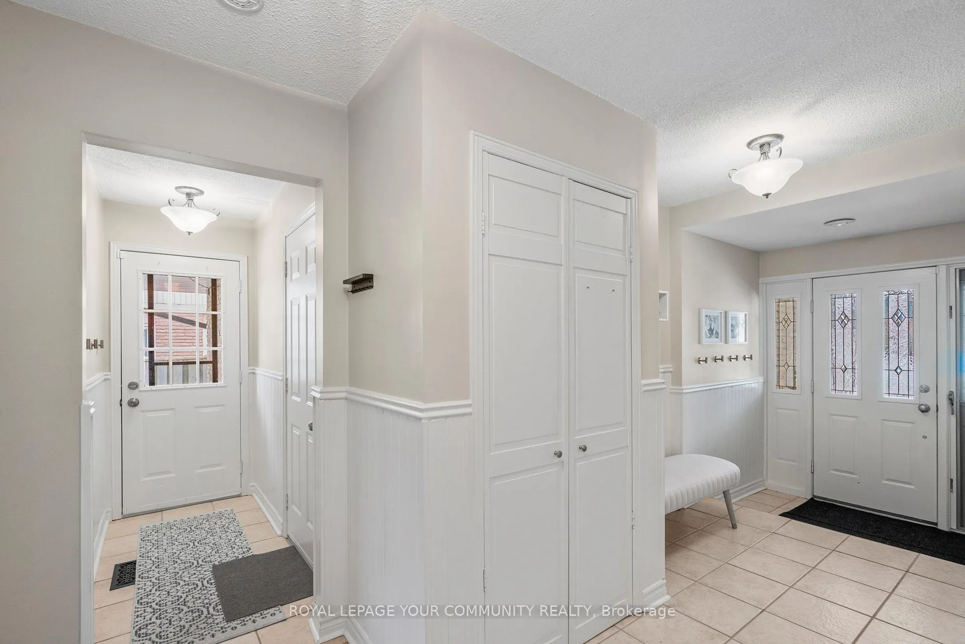 Photo 5 of 787 Hedgerow Place, Pickering, Amberlea — HOMEH