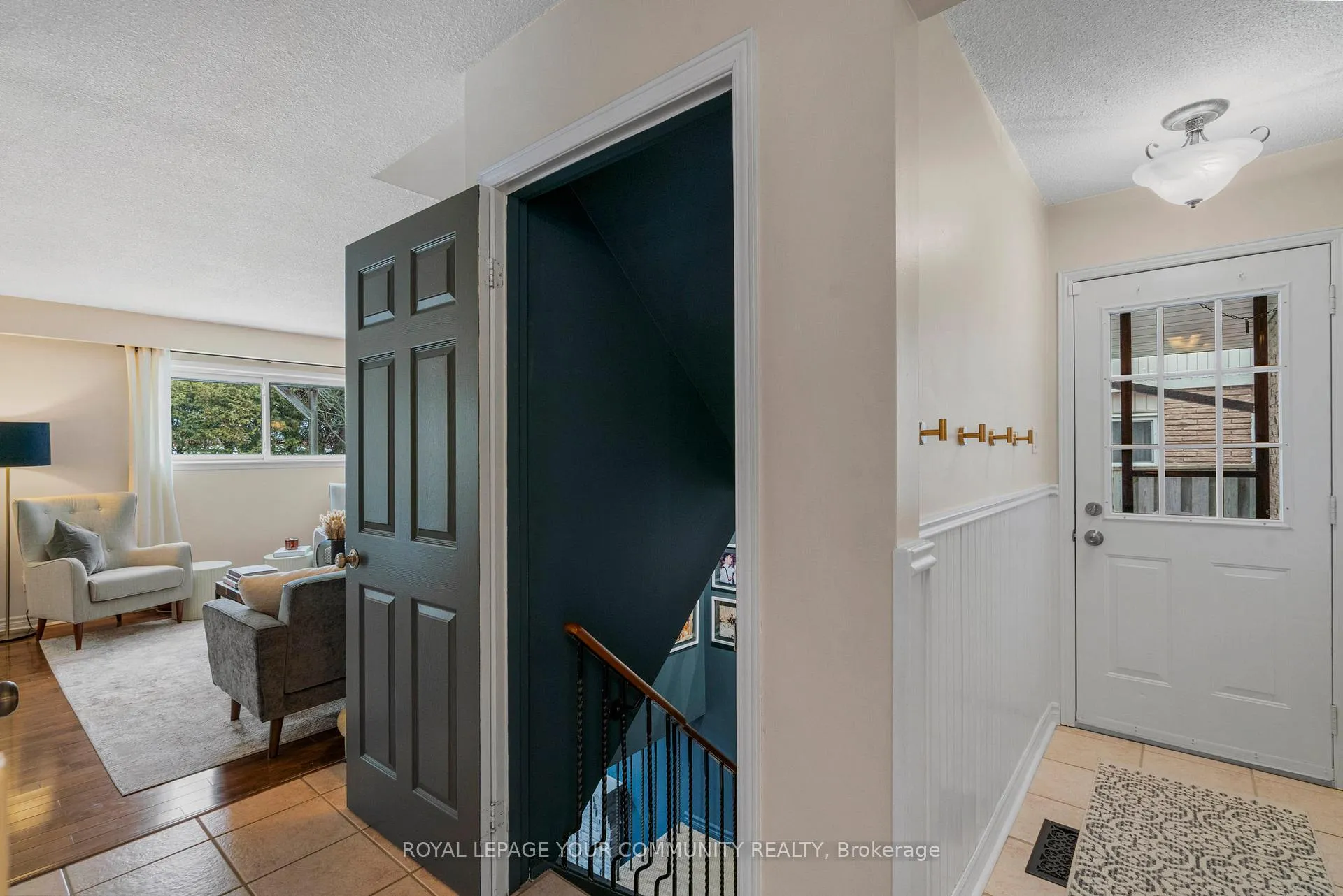 Photo 14 of 787 Hedgerow Place, Pickering, Amberlea — HOMEH