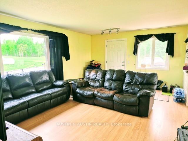 Photo 4 of 282 Roussin Road, Machin — HOMEH