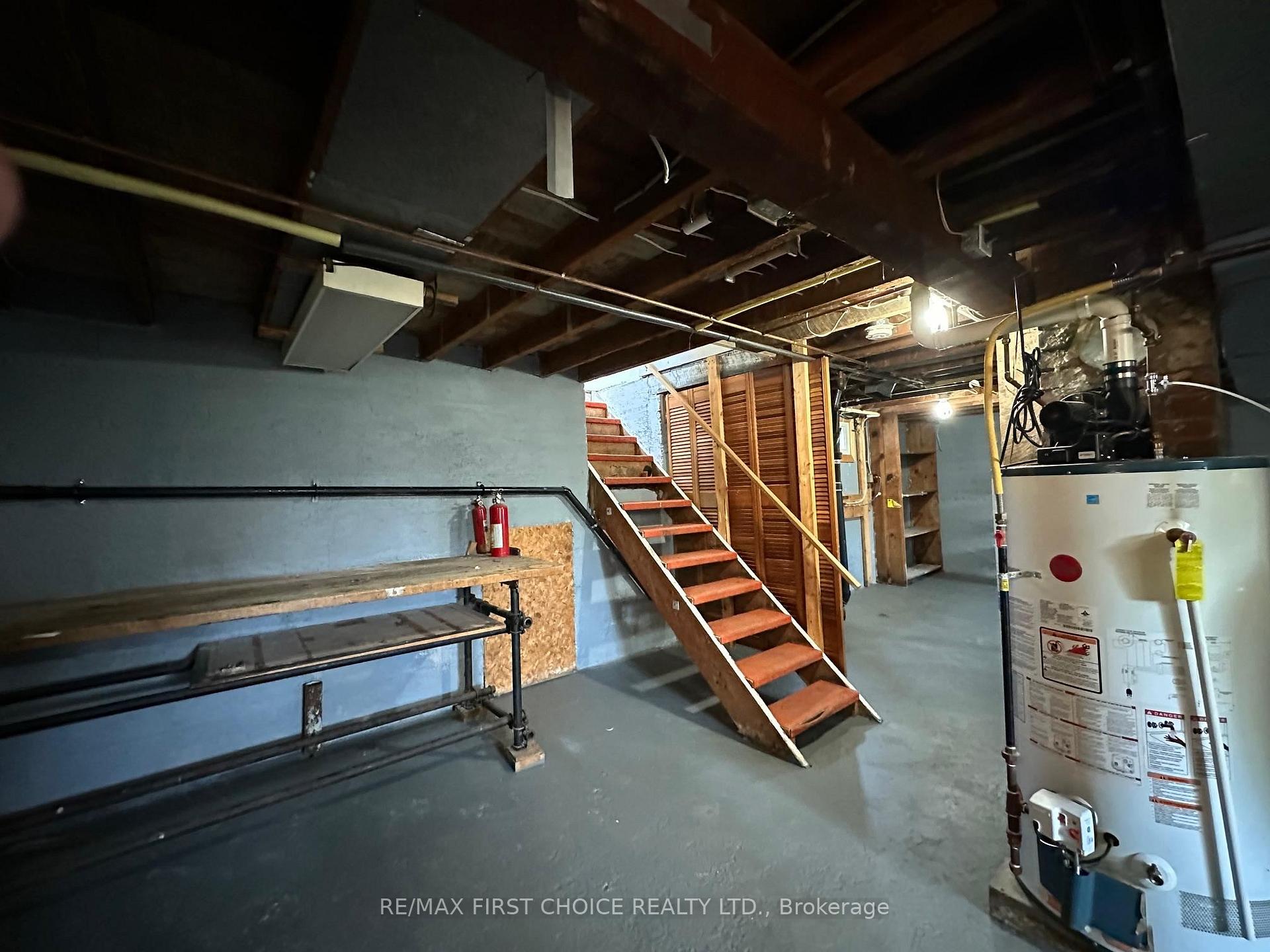 Photo 13 of 340 Hill Street S, Thunder Bay, Academy Heights — HOMEH