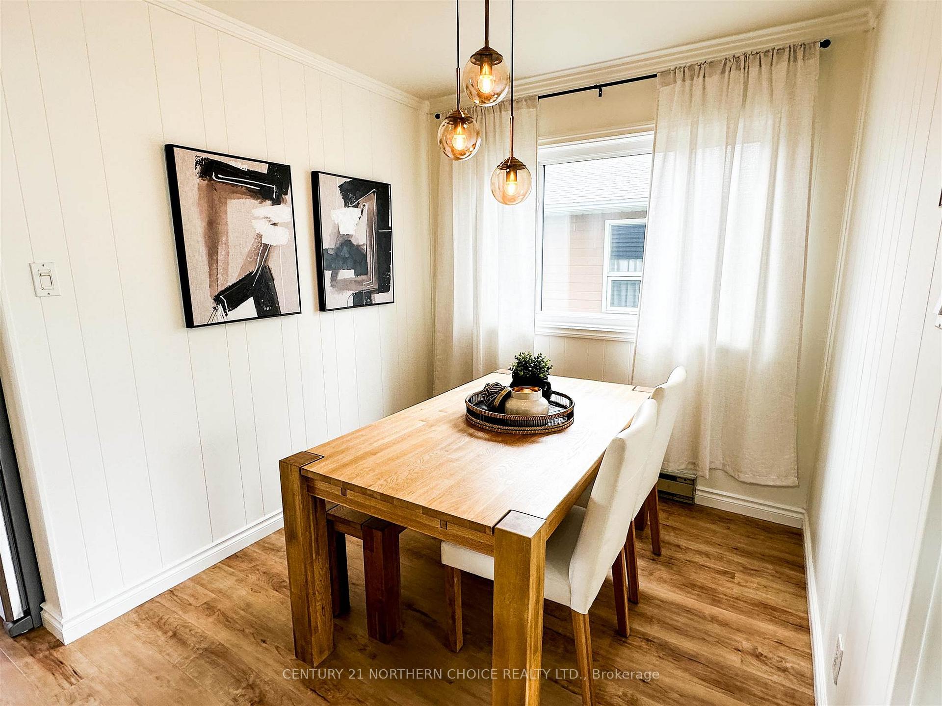 Photo 5 of 124 Dickenson Road, Red Lake — HOMEH