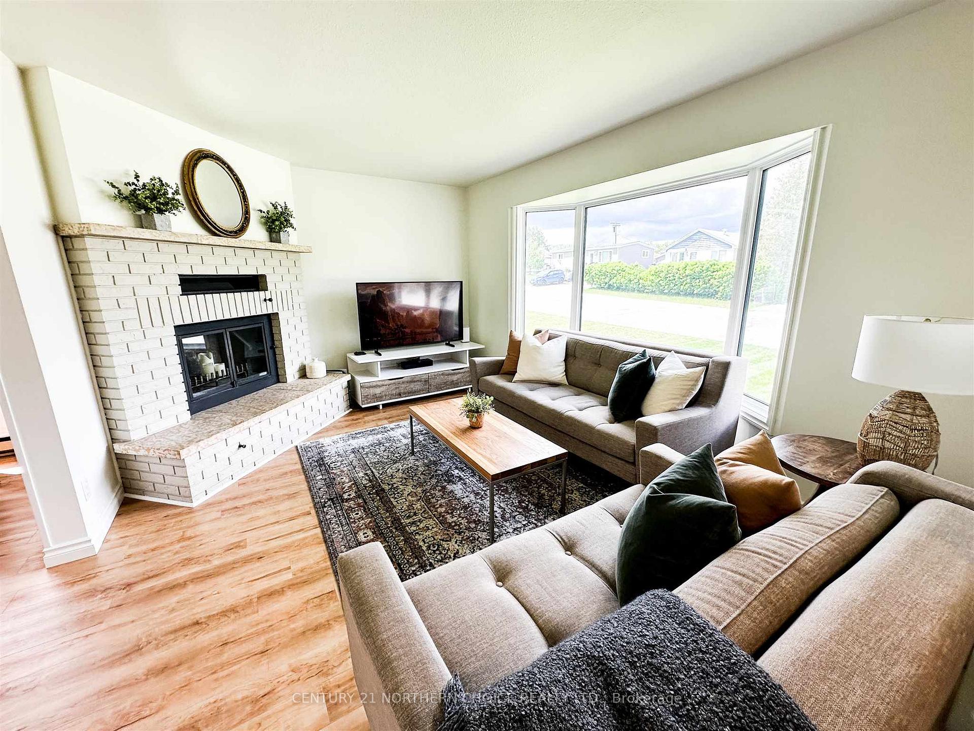 Photo 7 of 124 Dickenson Road, Red Lake — HOMEH