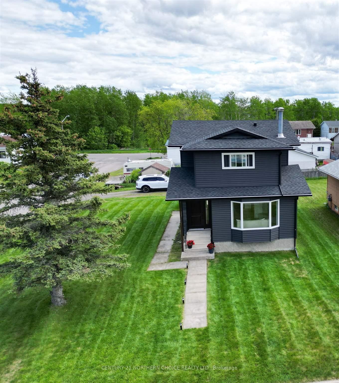 Photo 18 of 124 Dickenson Road, Red Lake — HOMEH