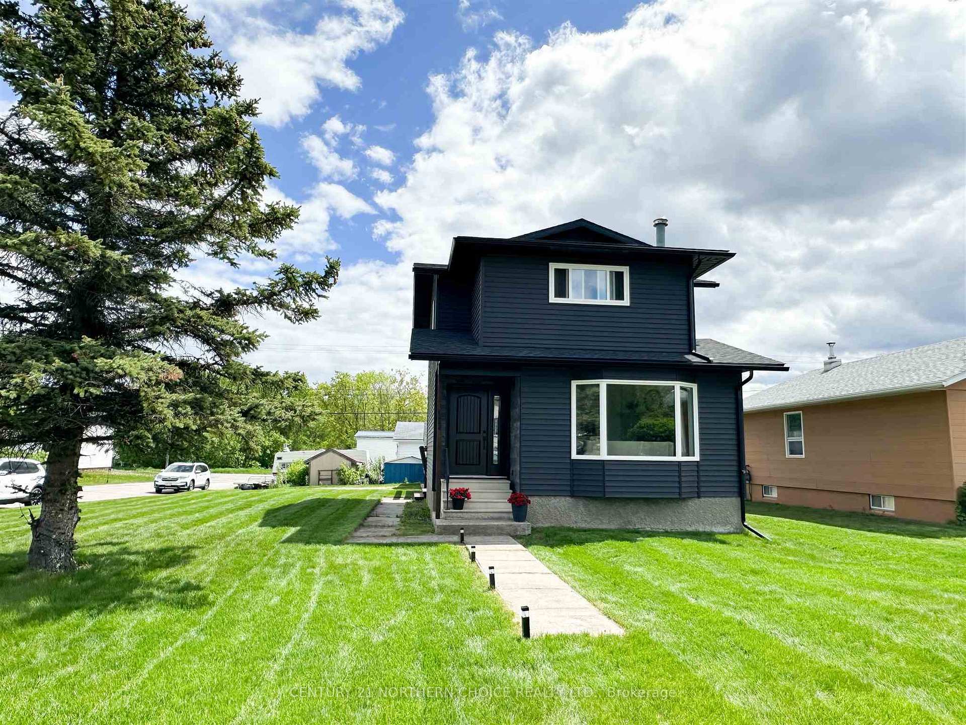 Photo 20 of 124 Dickenson Road, Red Lake — HOMEH