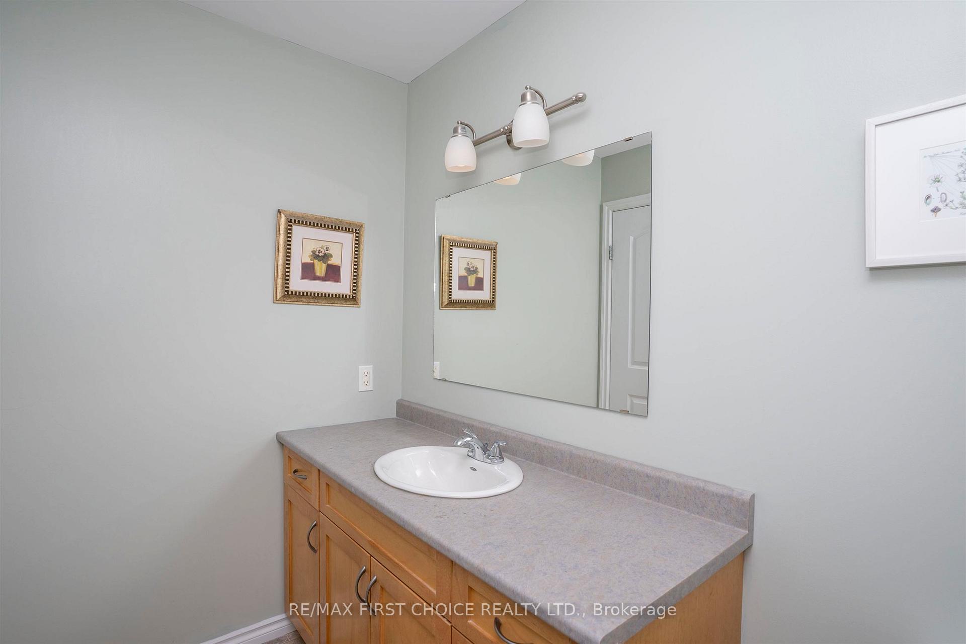 Photo 25 of 159 Saxon Drive, Thunder Bay, John Street North — HOMEH