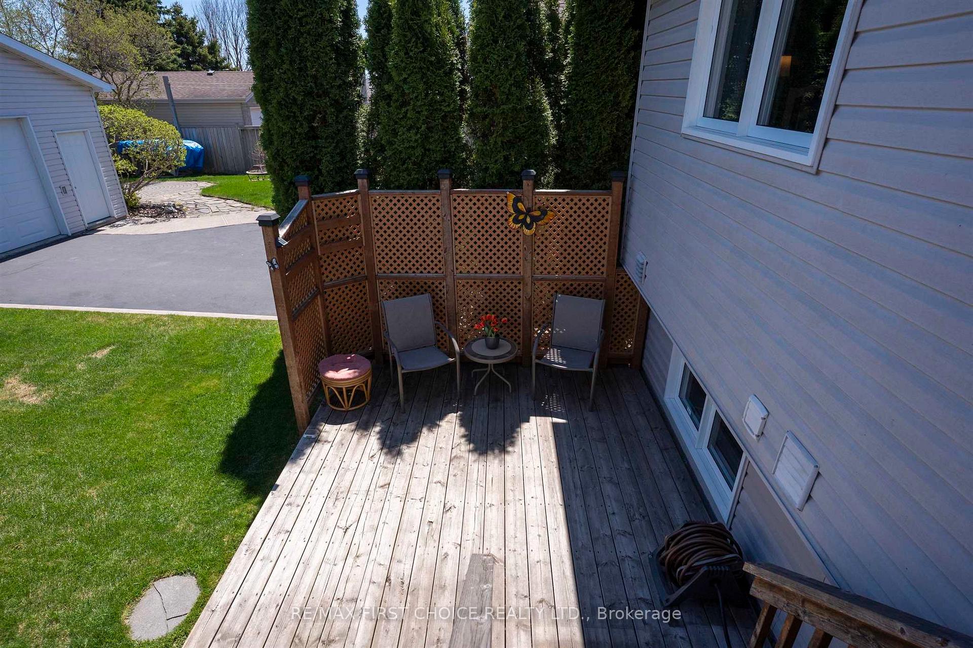 Photo 40 of 159 Saxon Drive, Thunder Bay, John Street North — HOMEH