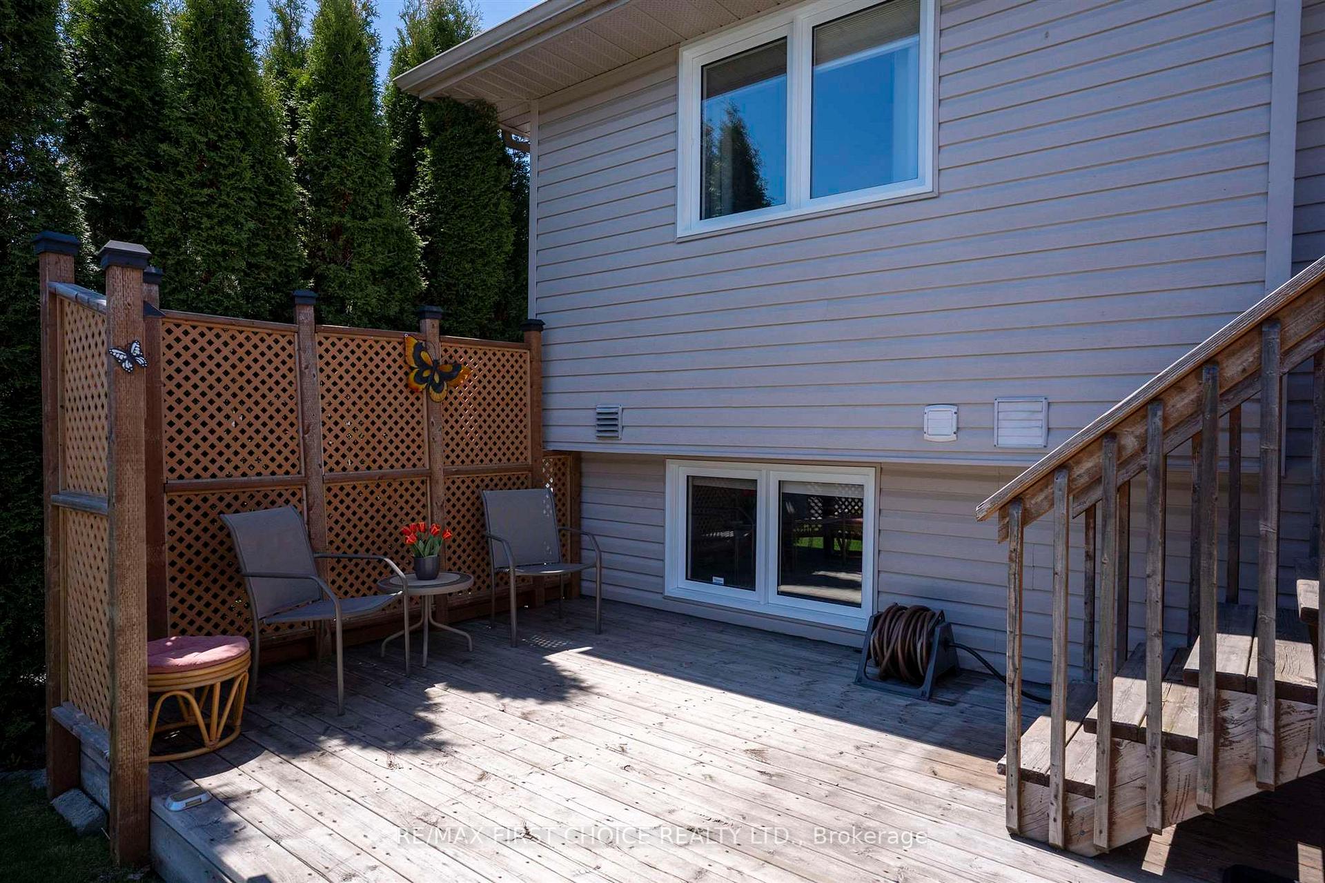 Photo 41 of 159 Saxon Drive, Thunder Bay, John Street North — HOMEH