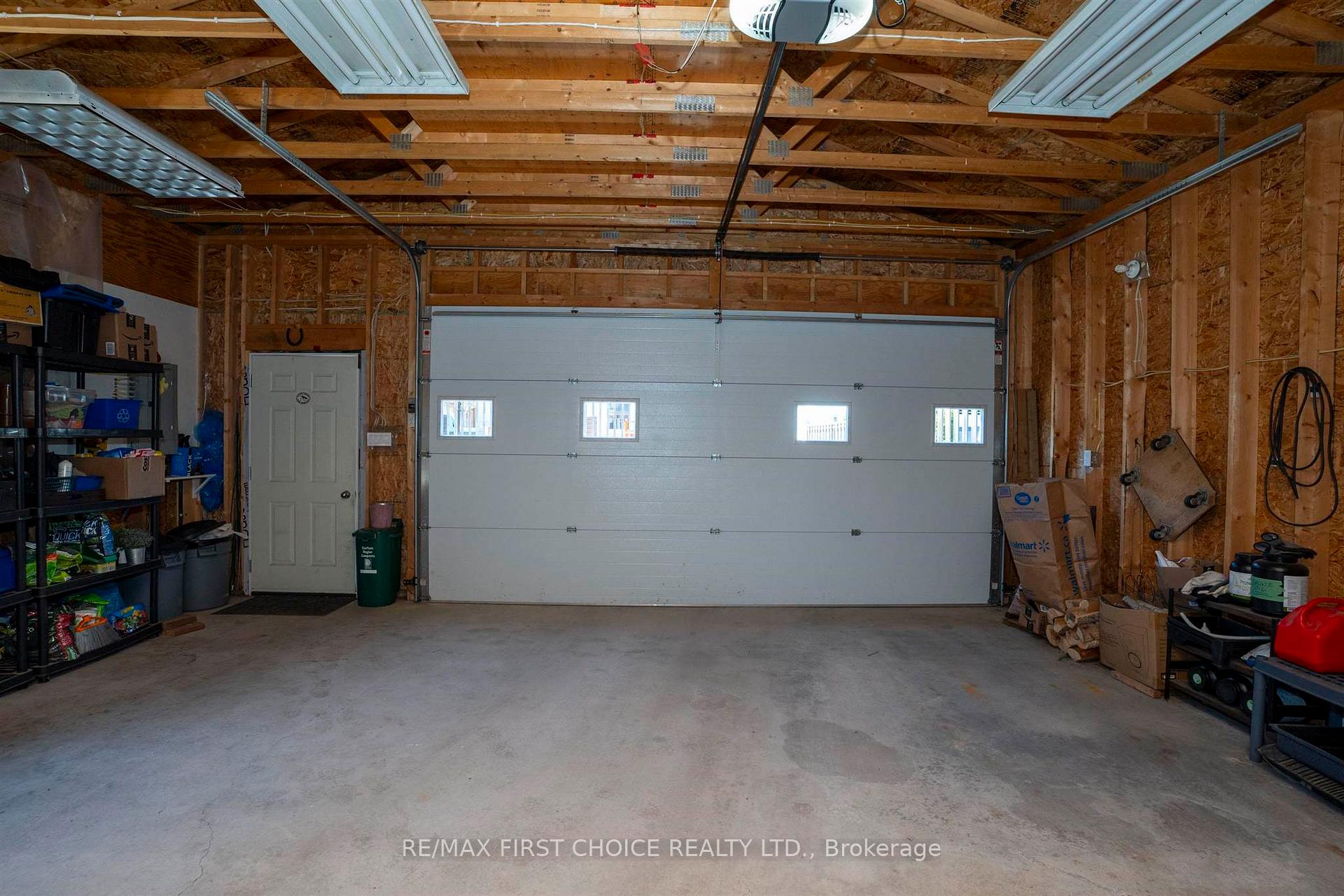 Photo 49 of 159 Saxon Drive, Thunder Bay, John Street North — HOMEH