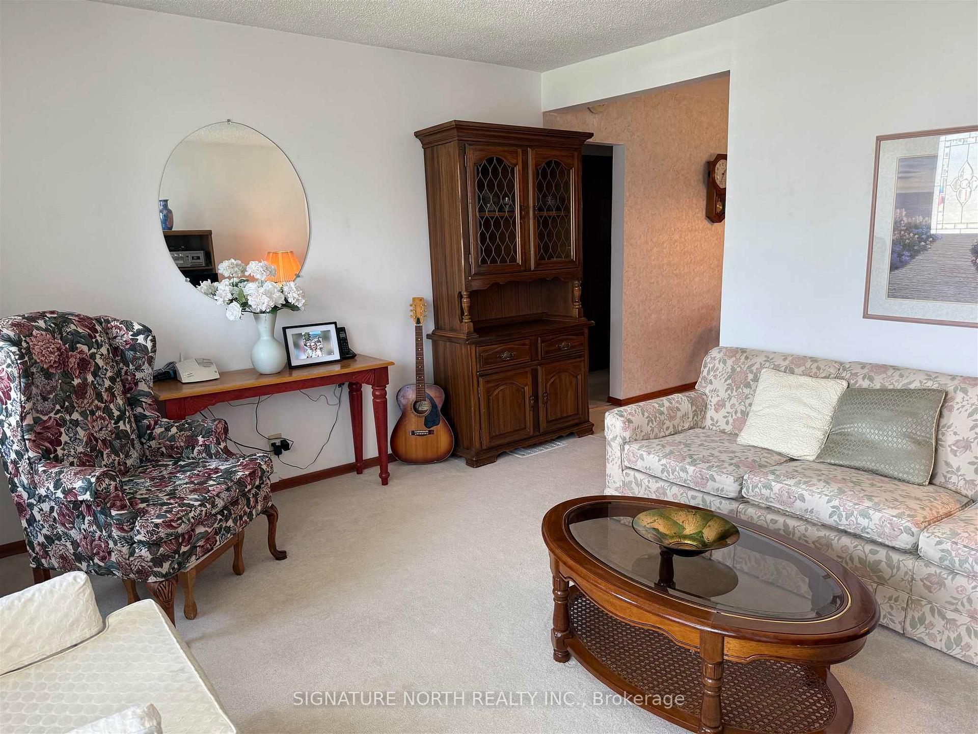 Photo 4 of 855 St. Clair Avenue, Thunder Bay, Shuniah — HOMEH
