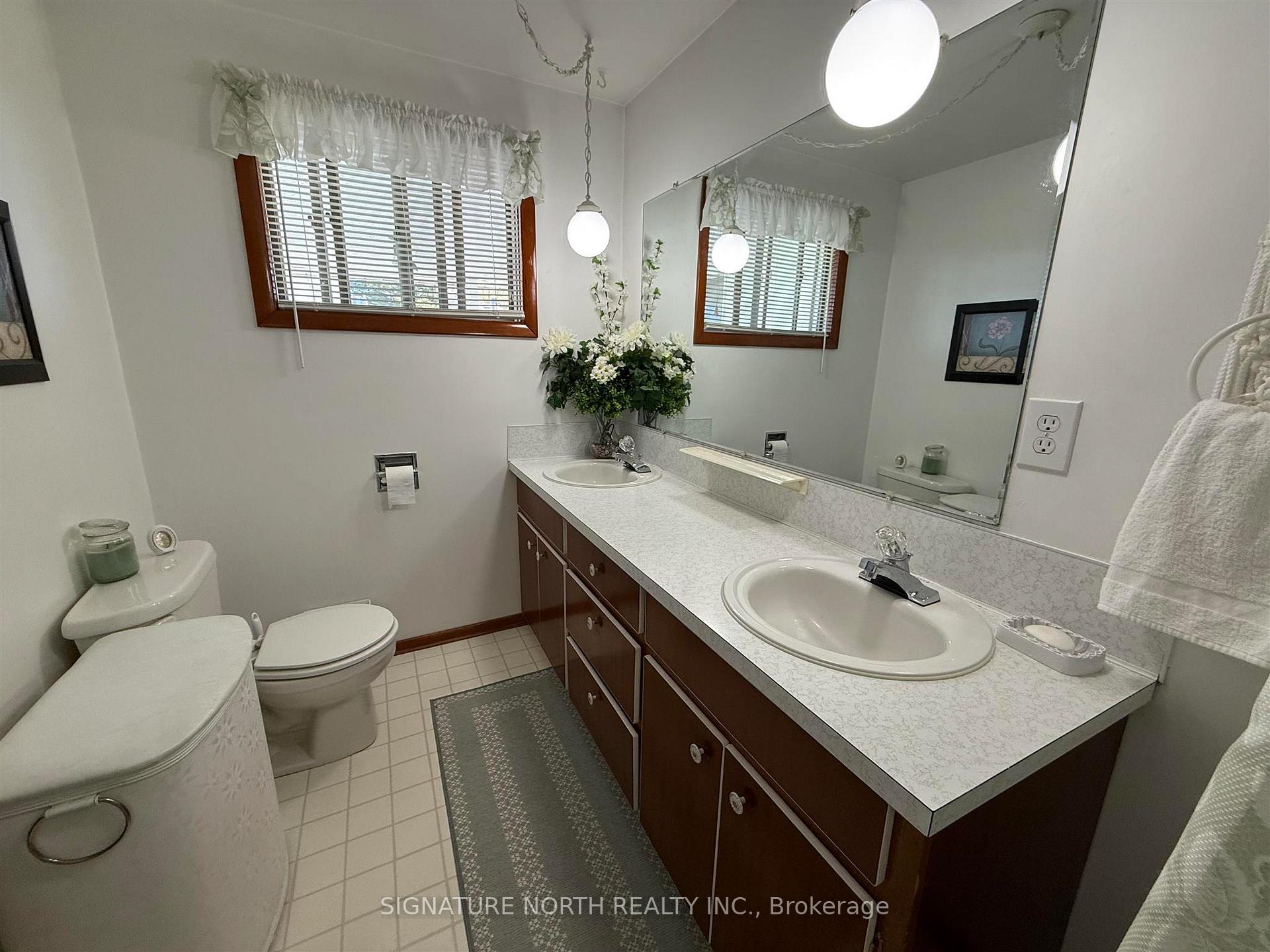 Photo 6 of 855 St. Clair Avenue, Thunder Bay, Shuniah — HOMEH