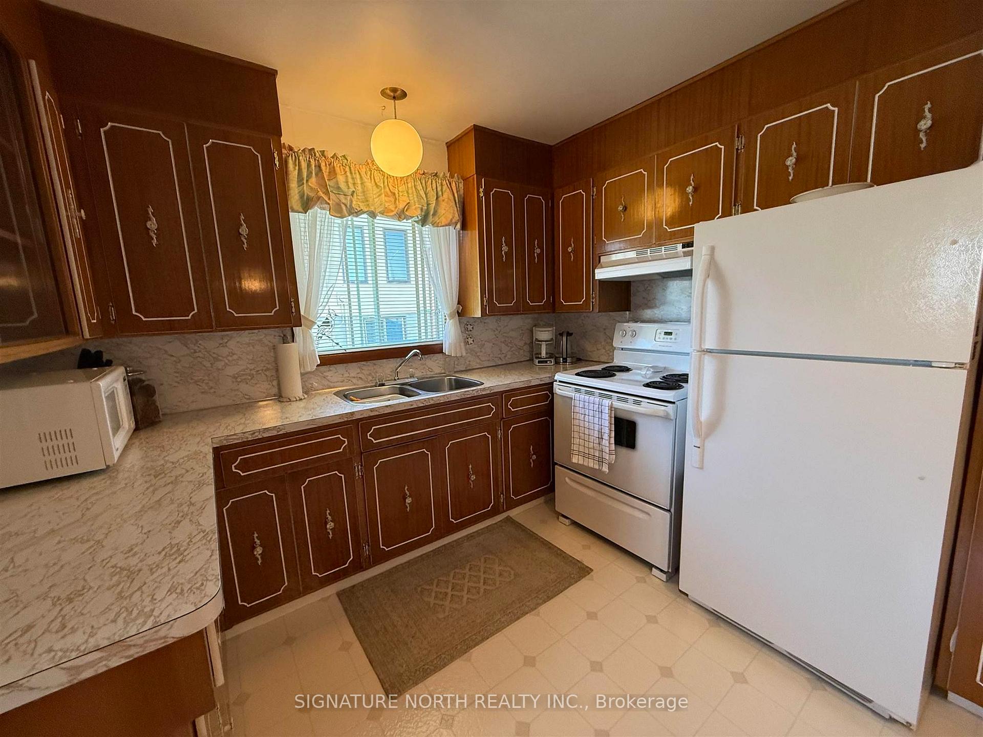 Photo 14 of 855 St. Clair Avenue, Thunder Bay, Shuniah — HOMEH