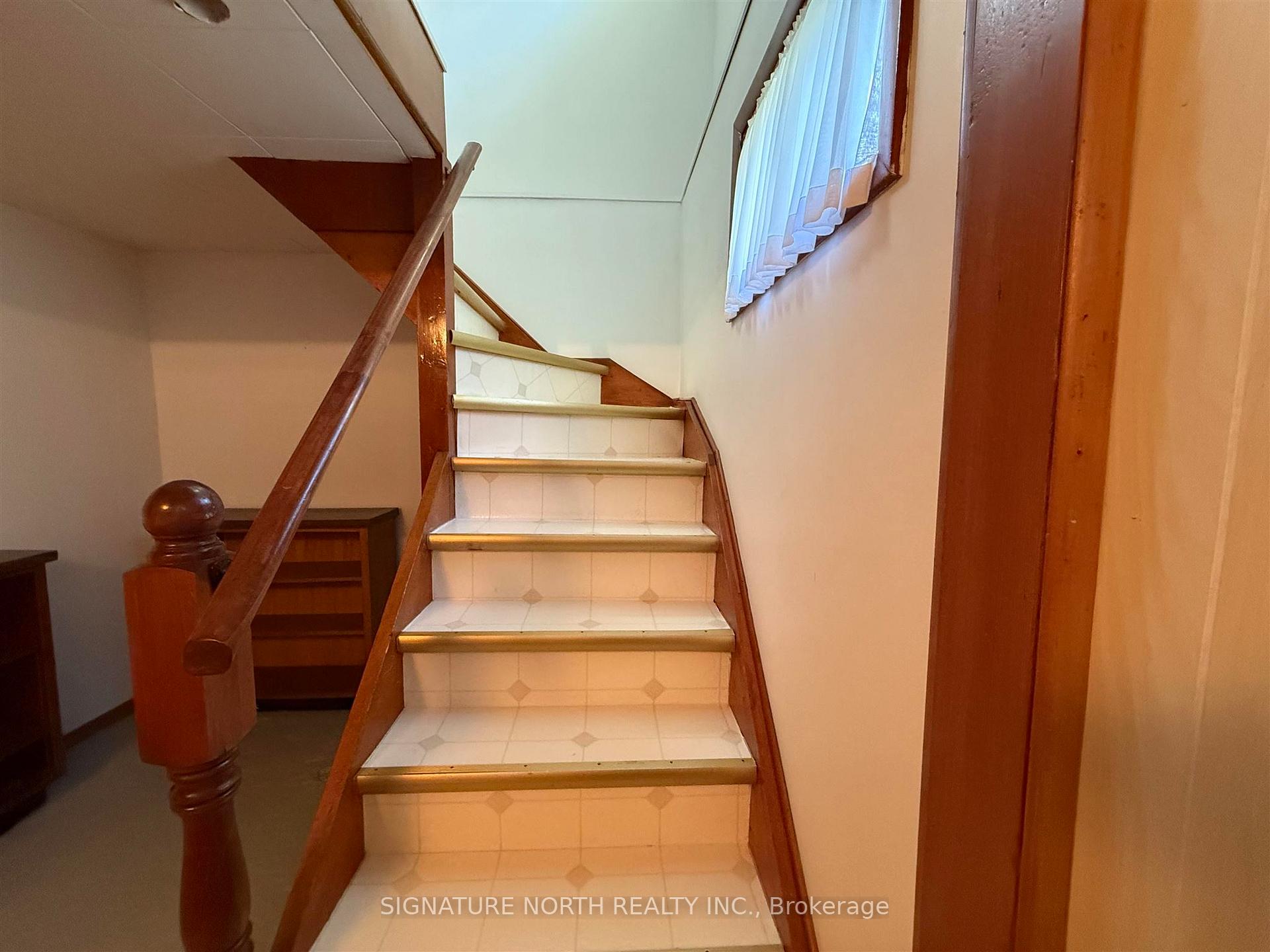 Photo 19 of 855 St. Clair Avenue, Thunder Bay, Shuniah — HOMEH
