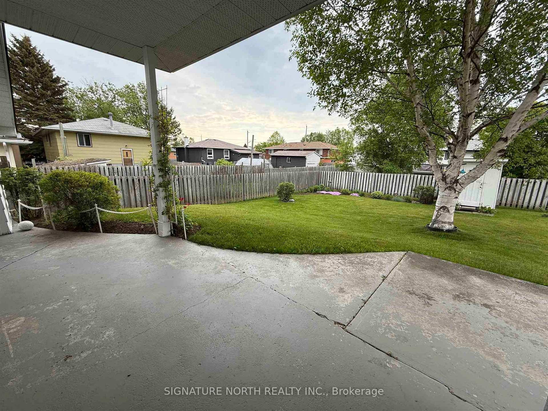 Photo 31 of 855 St. Clair Avenue, Thunder Bay, Shuniah — HOMEH
