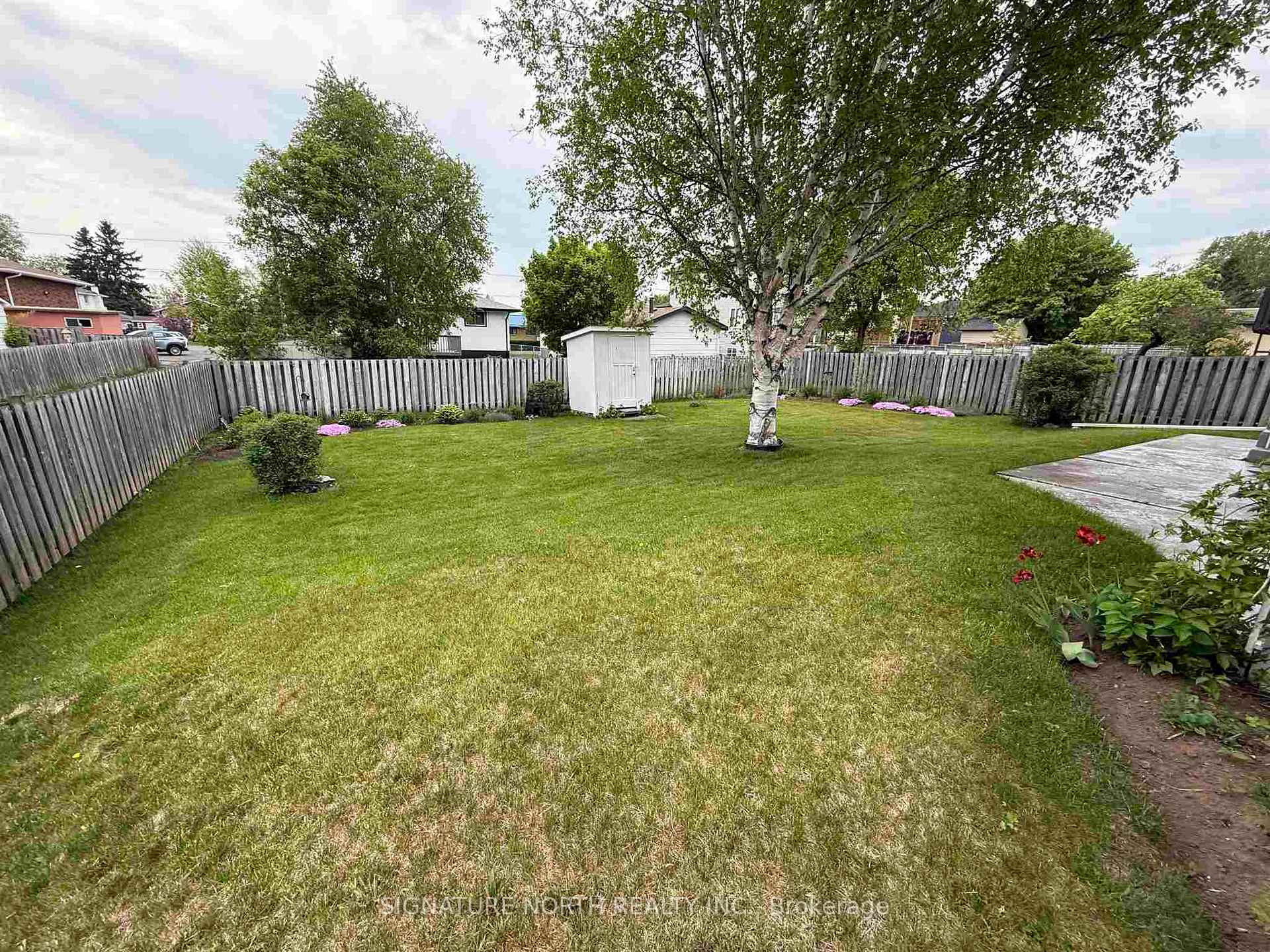 Photo 32 of 855 St. Clair Avenue, Thunder Bay, Shuniah — HOMEH