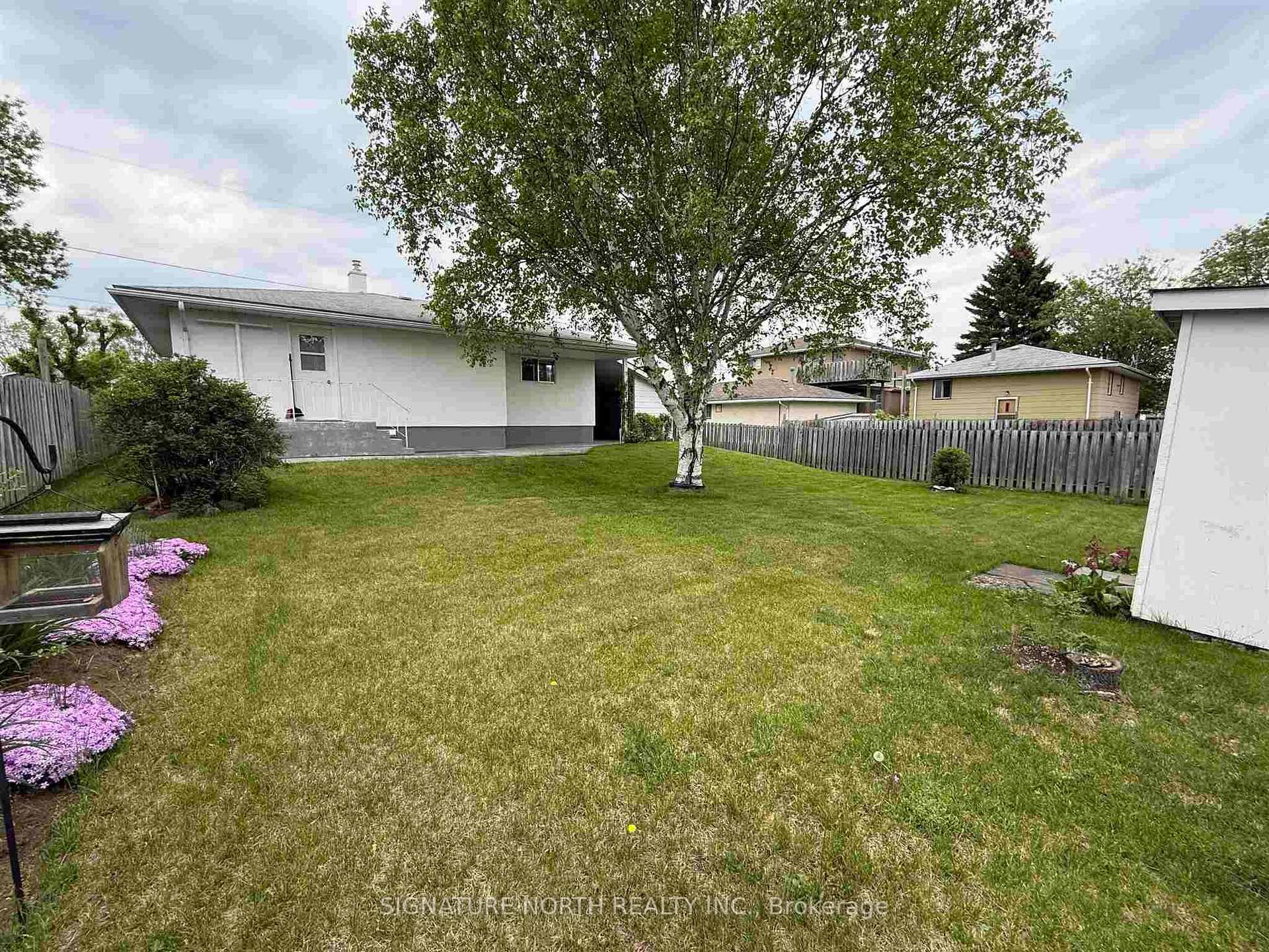 Photo 33 of 855 St. Clair Avenue, Thunder Bay, Shuniah — HOMEH