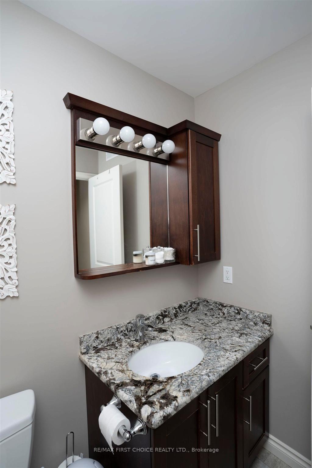 Photo 11 of 470 Gemstone Drive, Thunder Bay, Dawson Heights — HOMEH