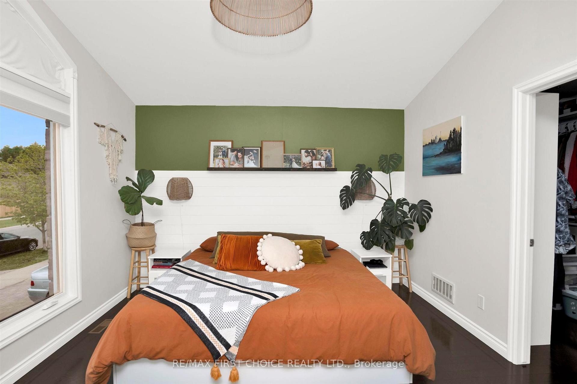 Photo 12 of 470 Gemstone Drive, Thunder Bay, Dawson Heights — HOMEH