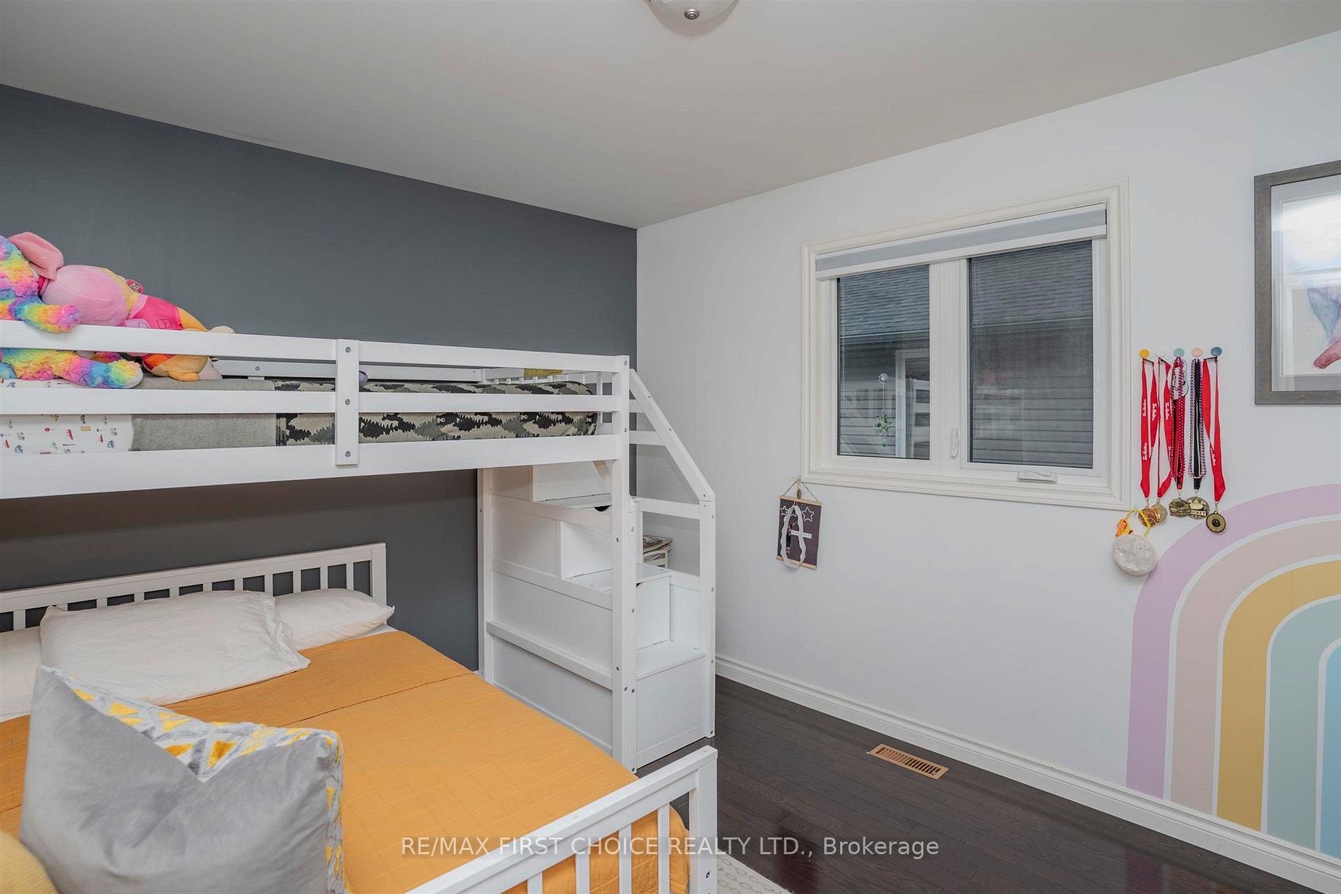 Photo 14 of 470 Gemstone Drive, Thunder Bay, Dawson Heights — HOMEH