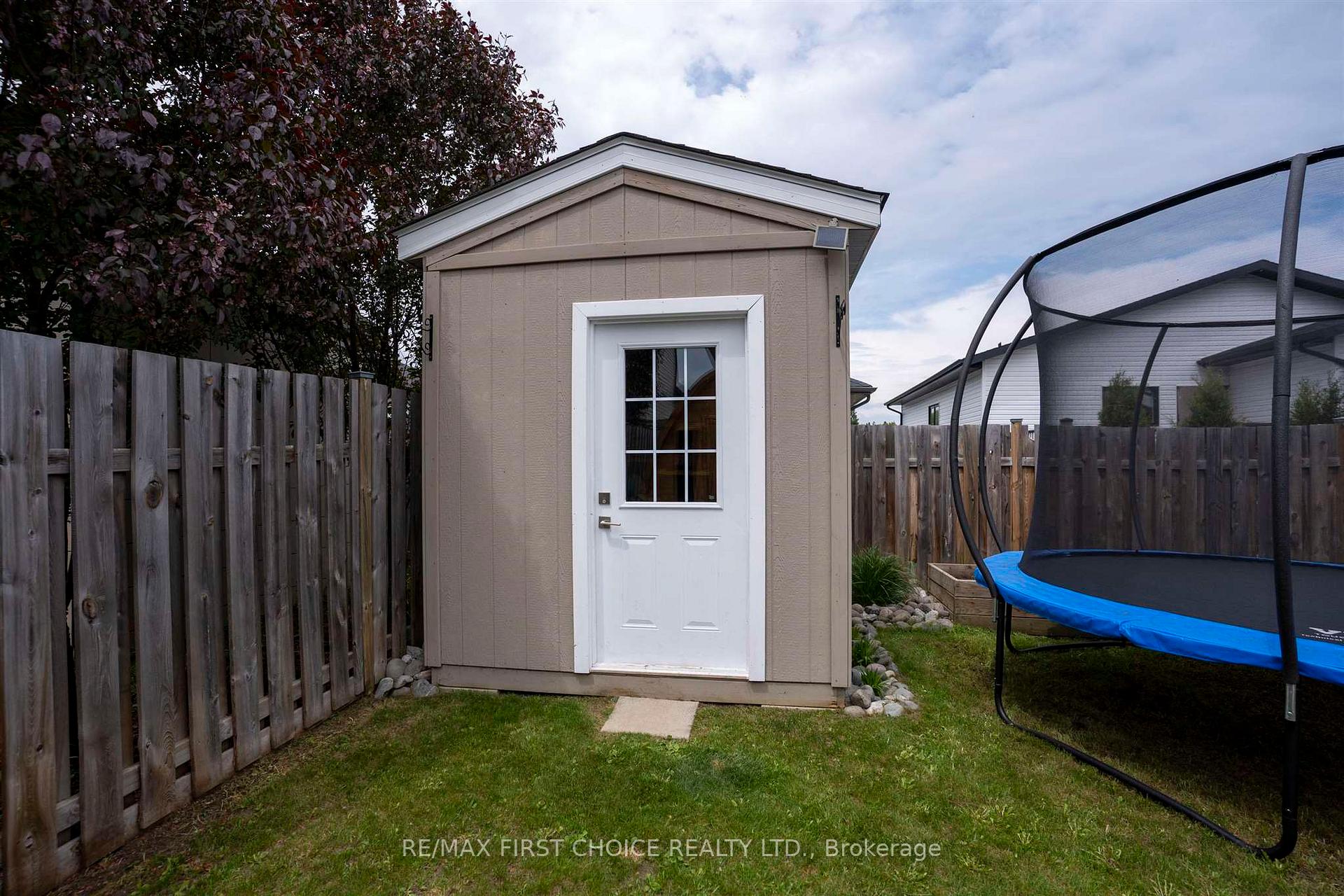 Photo 27 of 470 Gemstone Drive, Thunder Bay, Dawson Heights — HOMEH