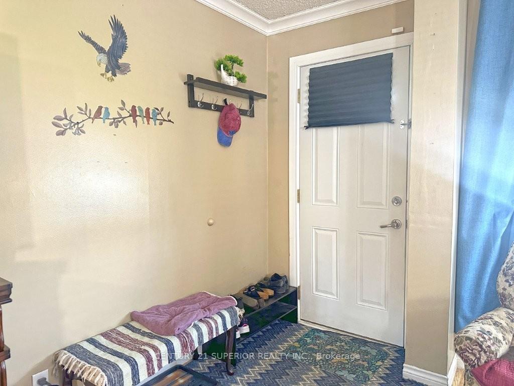 Photo 6 of 822 McIntosh Street, Thunder Bay, East End — HOMEH
