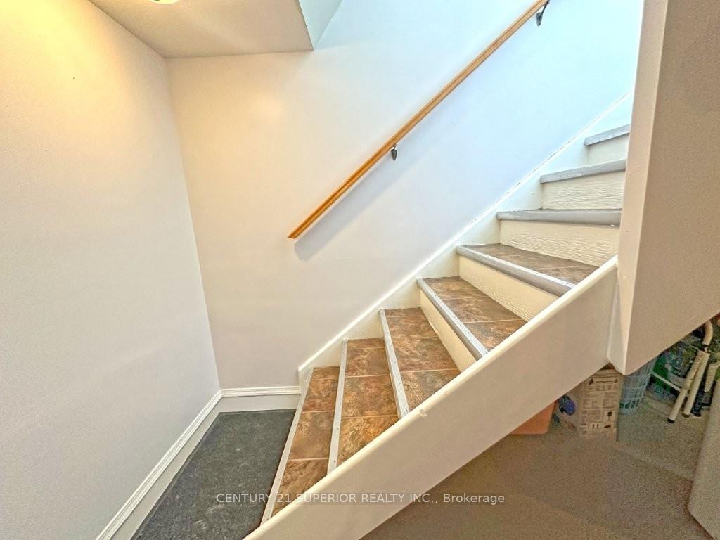 Photo 26 of 822 McIntosh Street, Thunder Bay, East End — HOMEH