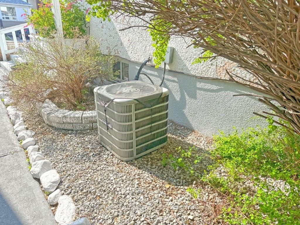 Photo 47 of 822 McIntosh Street, Thunder Bay, East End — HOMEH