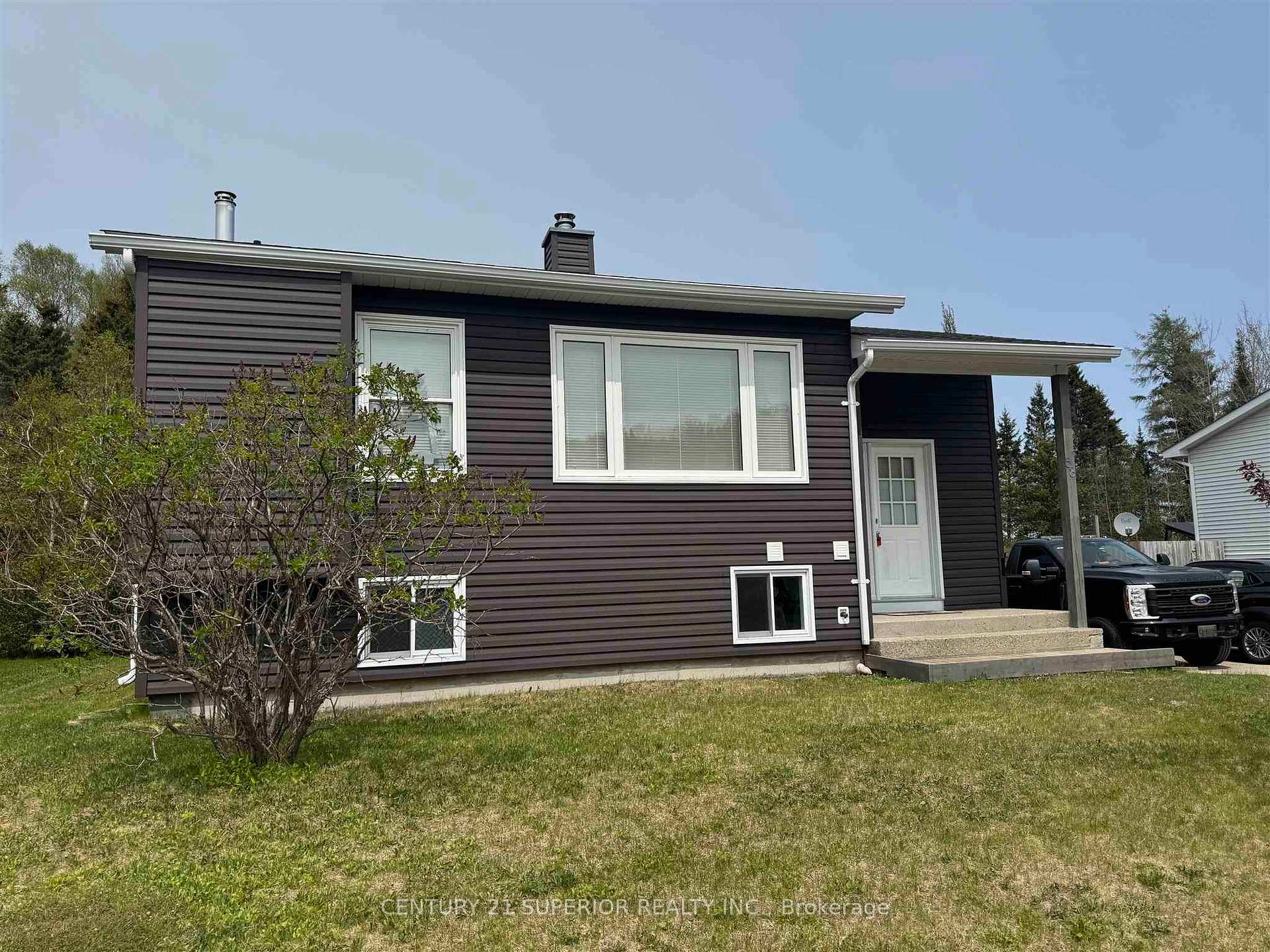 Photo 3 of 58 Hemlo Drive, Marathon — HOMEH