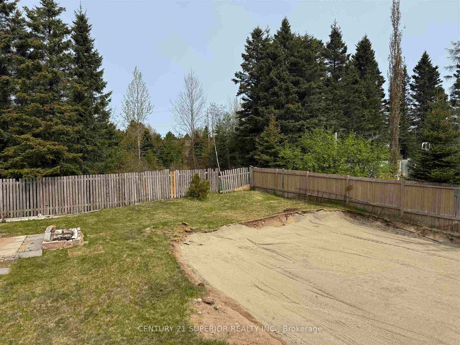 Photo 29 of 58 Hemlo Drive, Marathon — HOMEH