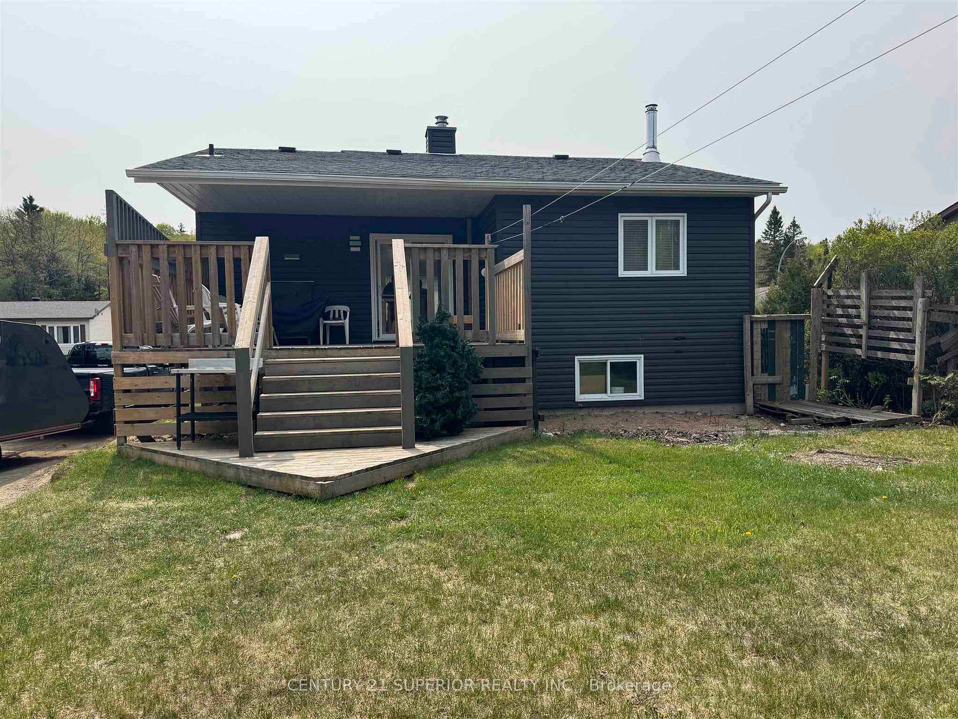 Photo 33 of 58 Hemlo Drive, Marathon — HOMEH