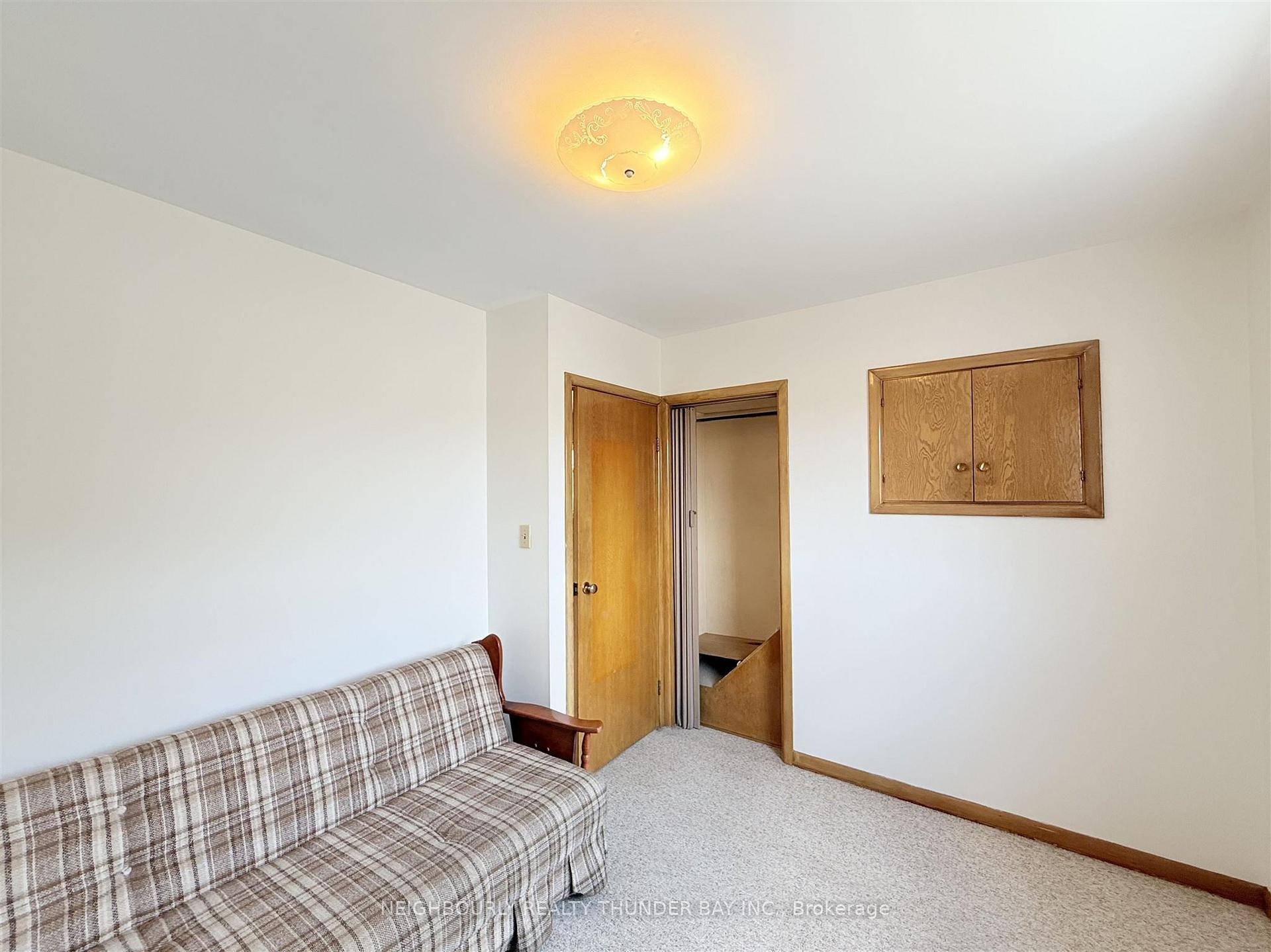 Photo 12 of 617 Helen Street, Thunder Bay, Court / Cumberland — HOMEH