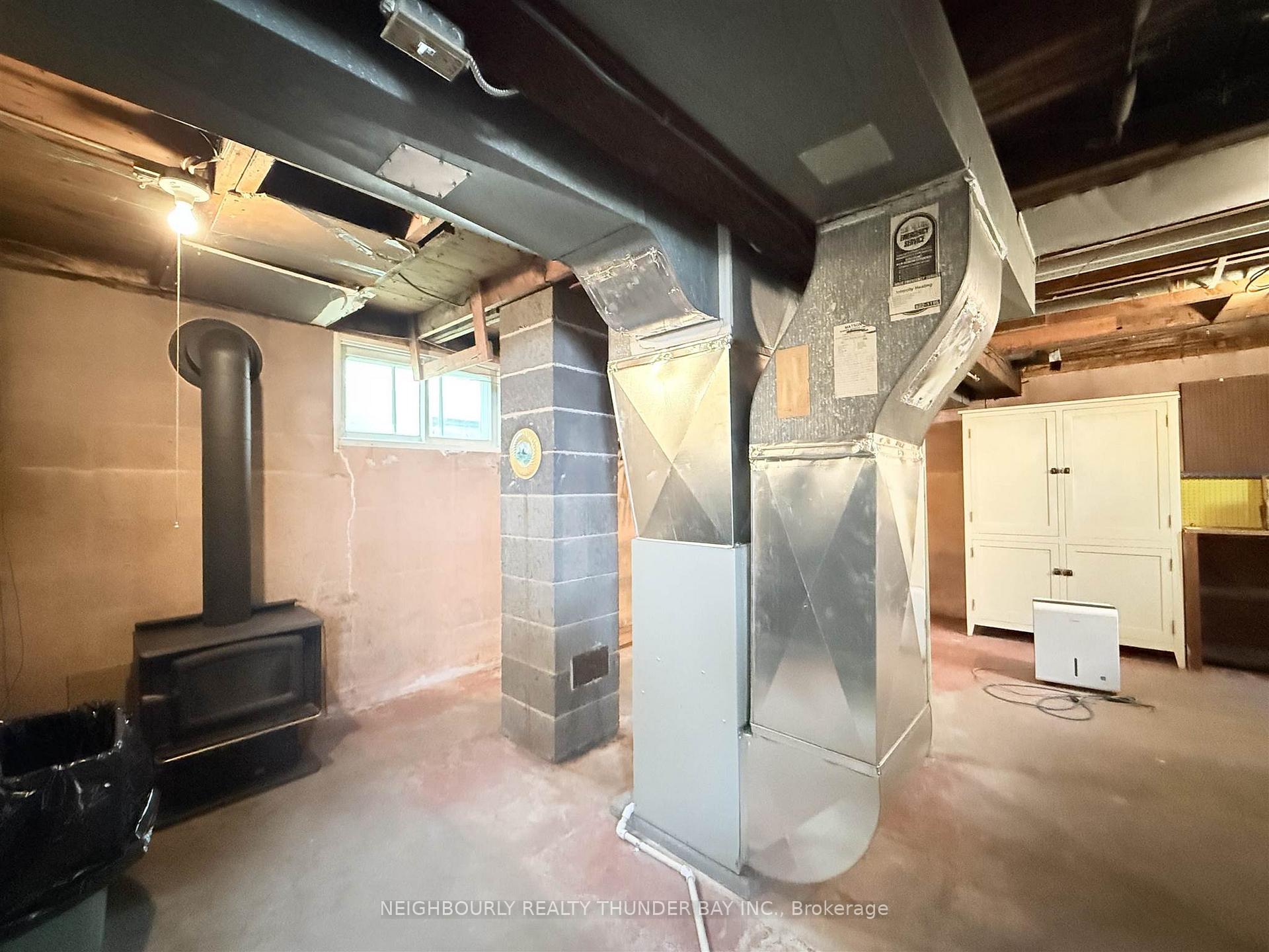 Photo 16 of 617 Helen Street, Thunder Bay, Court / Cumberland — HOMEH