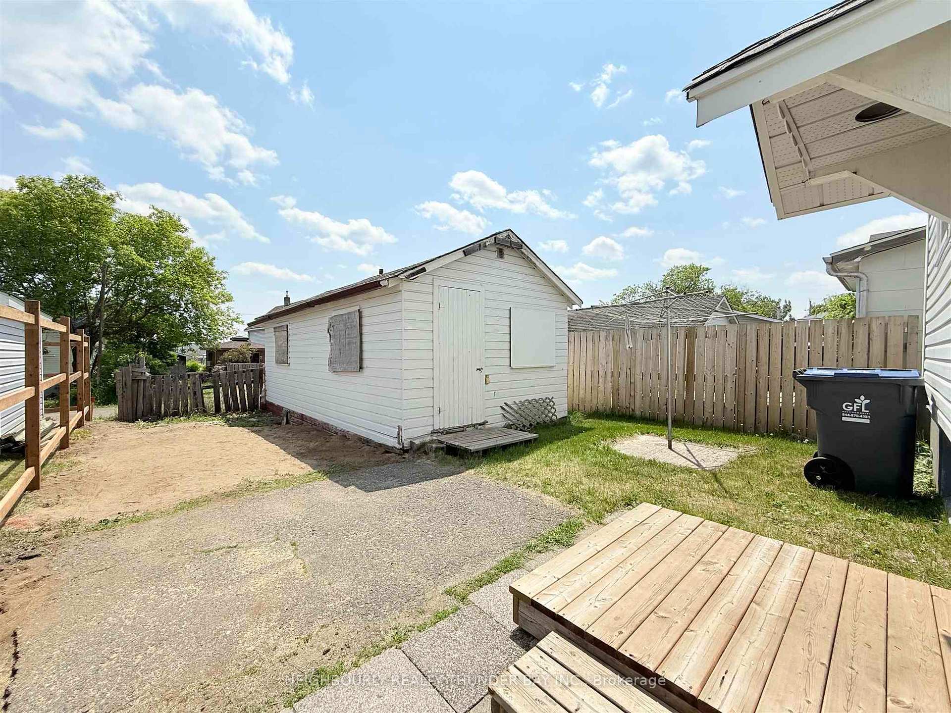 Photo 21 of 617 Helen Street, Thunder Bay, Court / Cumberland — HOMEH