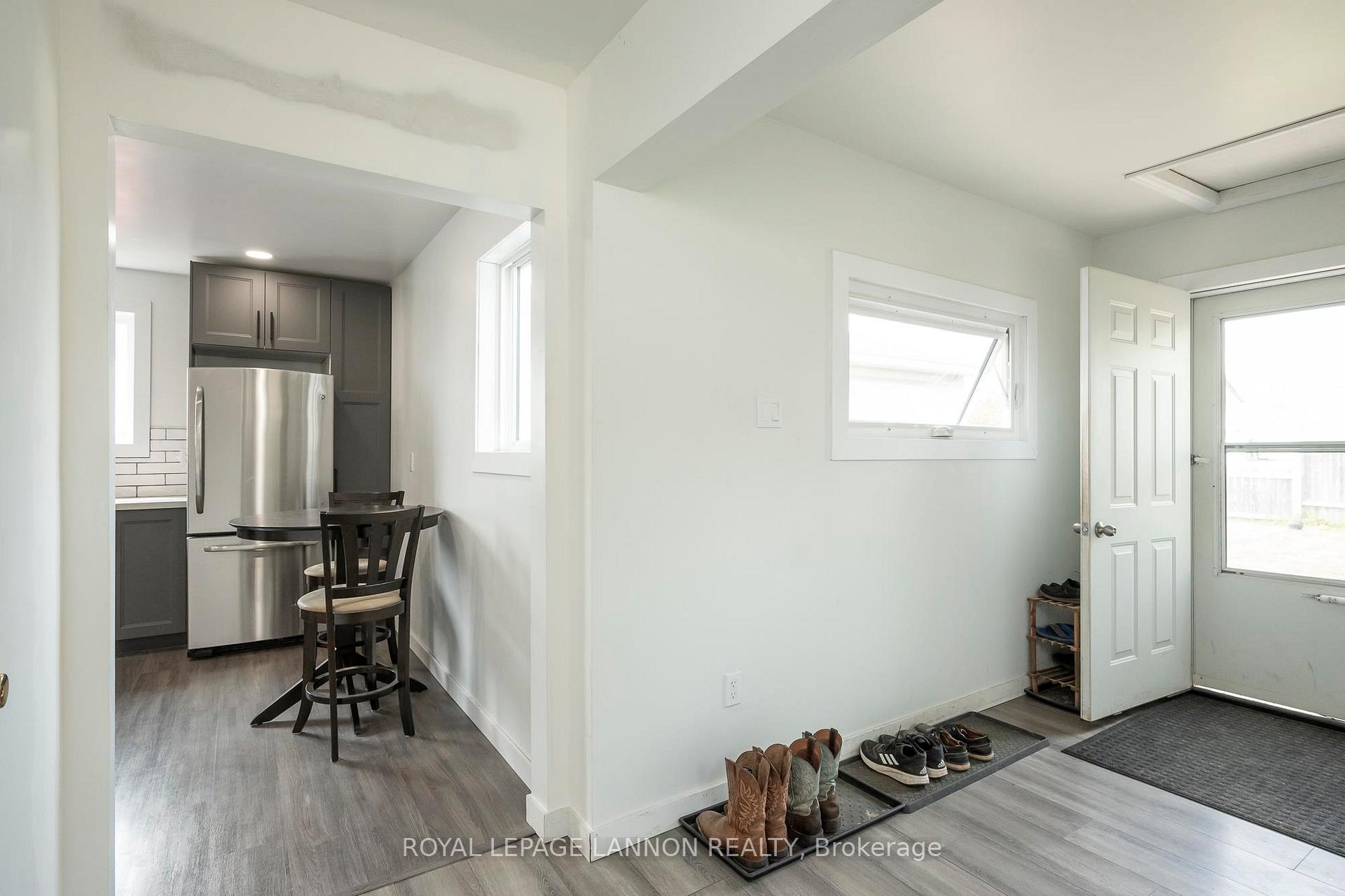 Photo 29 of 455 Leslie Avenue, Thunder Bay, Current River — HOMEH