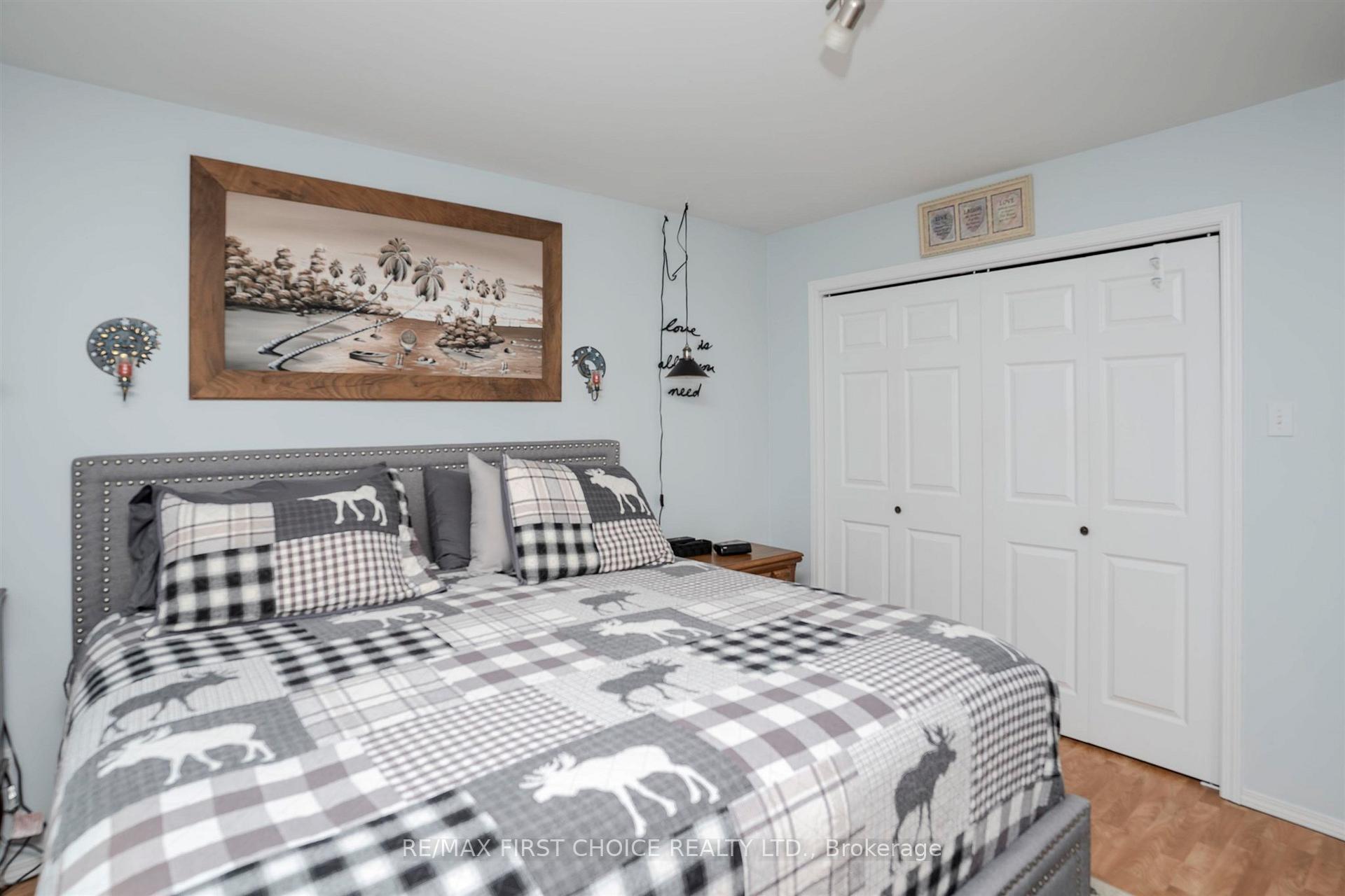 Photo 13 of 301 Caribou Crescent, Thunder Bay, Parkdale — HOMEH