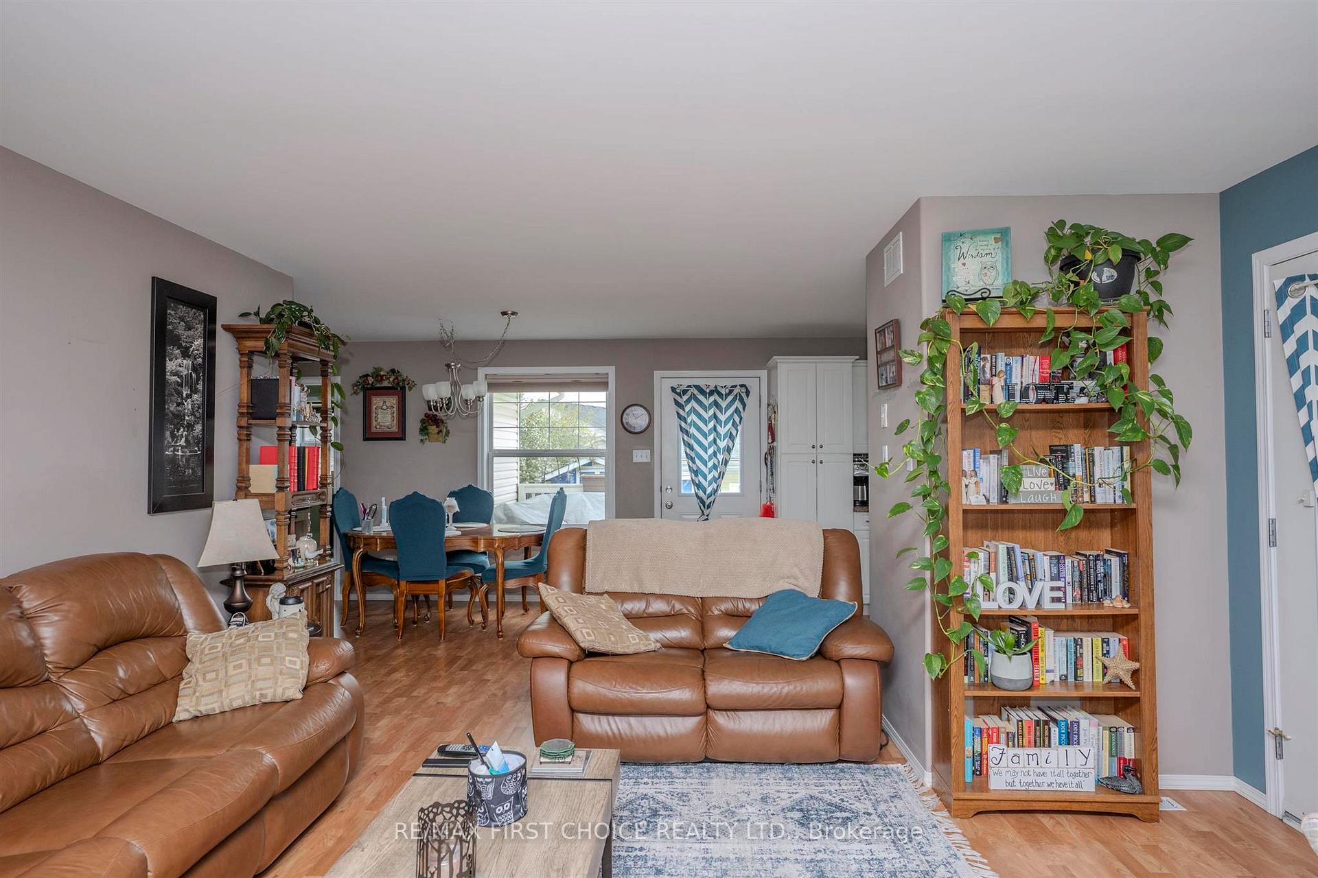 Photo 18 of 301 Caribou Crescent, Thunder Bay, Parkdale — HOMEH
