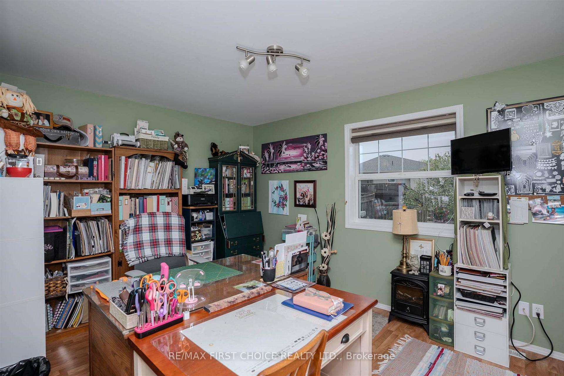 Photo 31 of 301 Caribou Crescent, Thunder Bay, Parkdale — HOMEH
