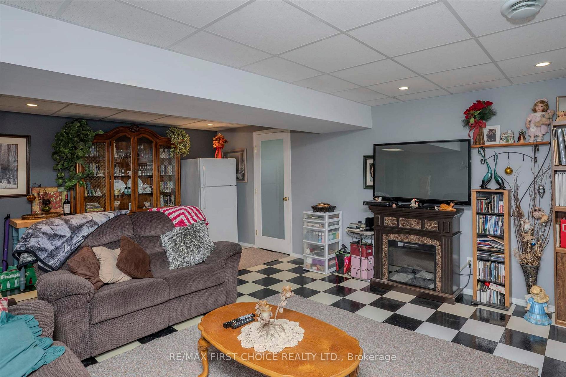Photo 39 of 301 Caribou Crescent, Thunder Bay, Parkdale — HOMEH