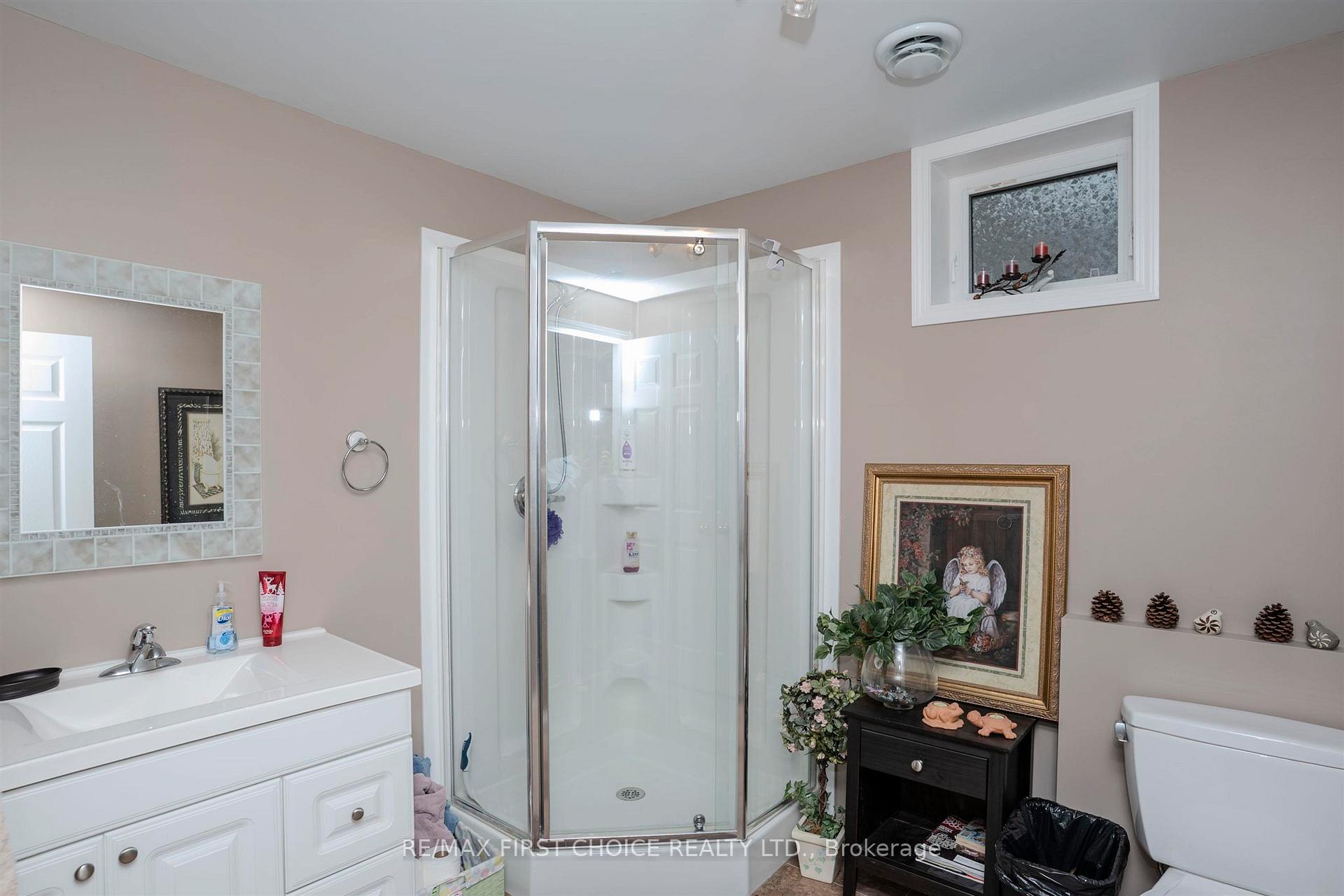 Photo 43 of 301 Caribou Crescent, Thunder Bay, Parkdale — HOMEH