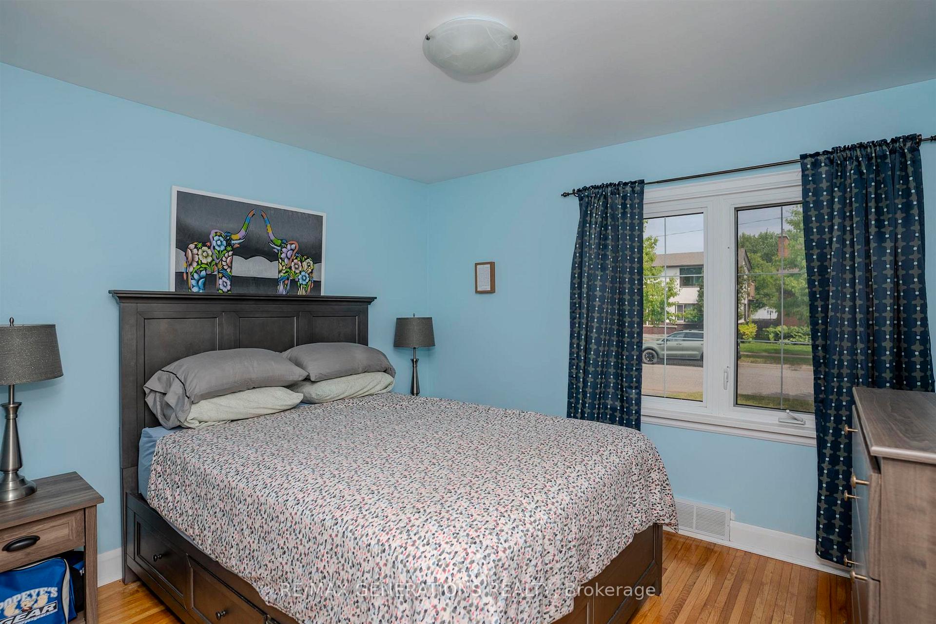 Photo 14 of 2024 Hamilton Avenue, Thunder Bay, Hyde Park — HOMEH