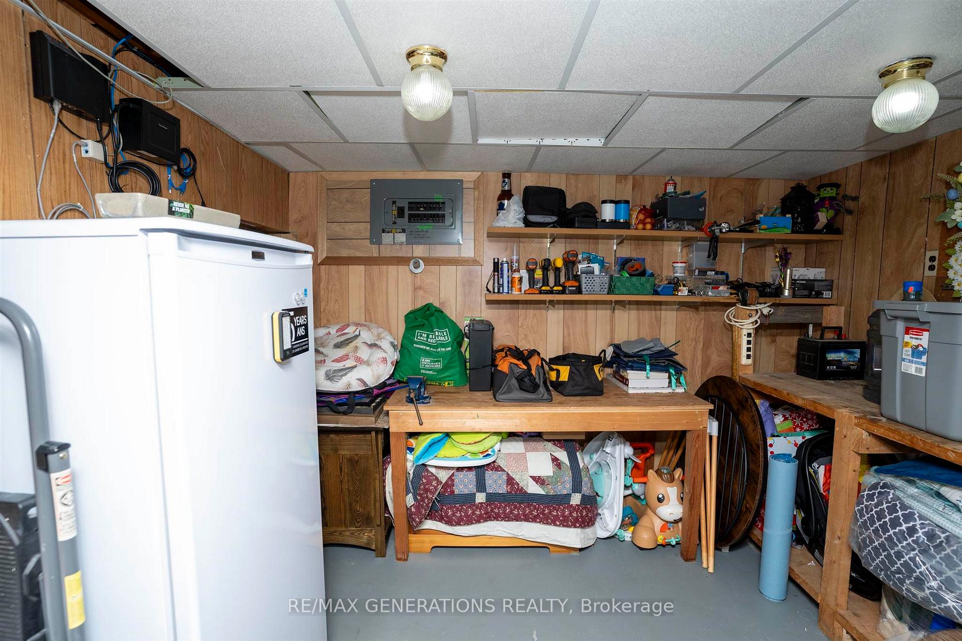 Photo 26 of 2024 Hamilton Avenue, Thunder Bay, Hyde Park — HOMEH