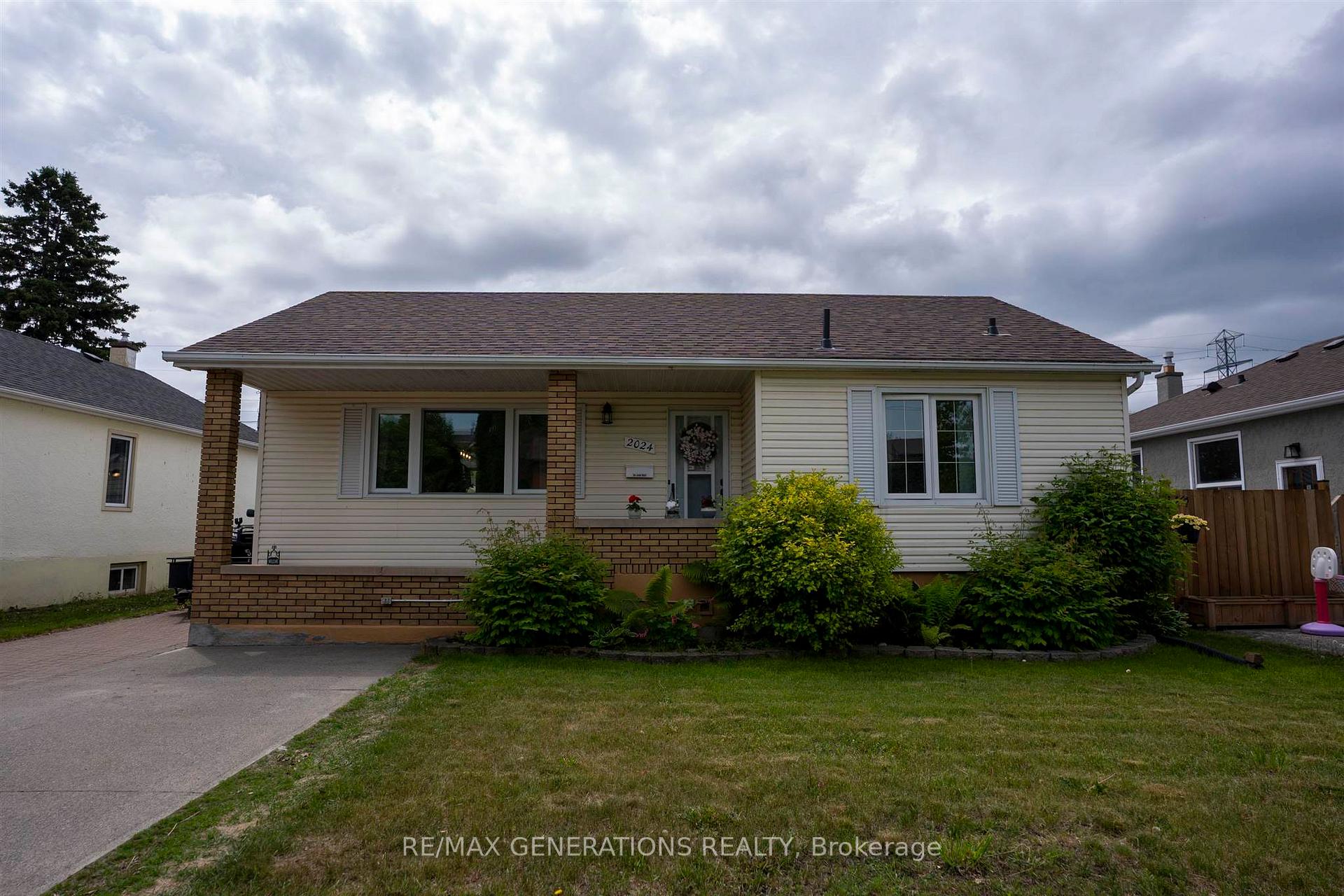 Photo 27 of 2024 Hamilton Avenue, Thunder Bay, Hyde Park — HOMEH