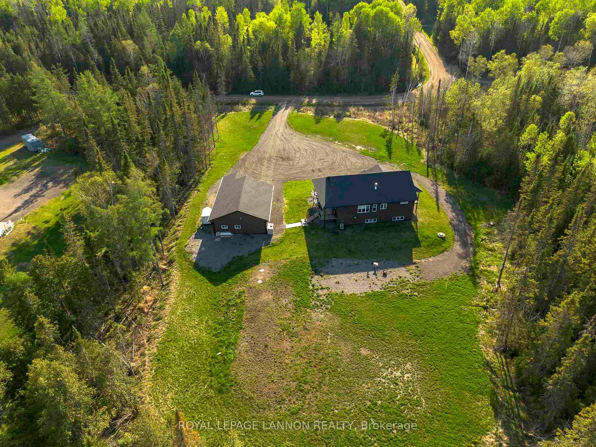 Photo 41 of 2010 Community Hall Road, Thunder Bay, McIntyre South — HOMEH