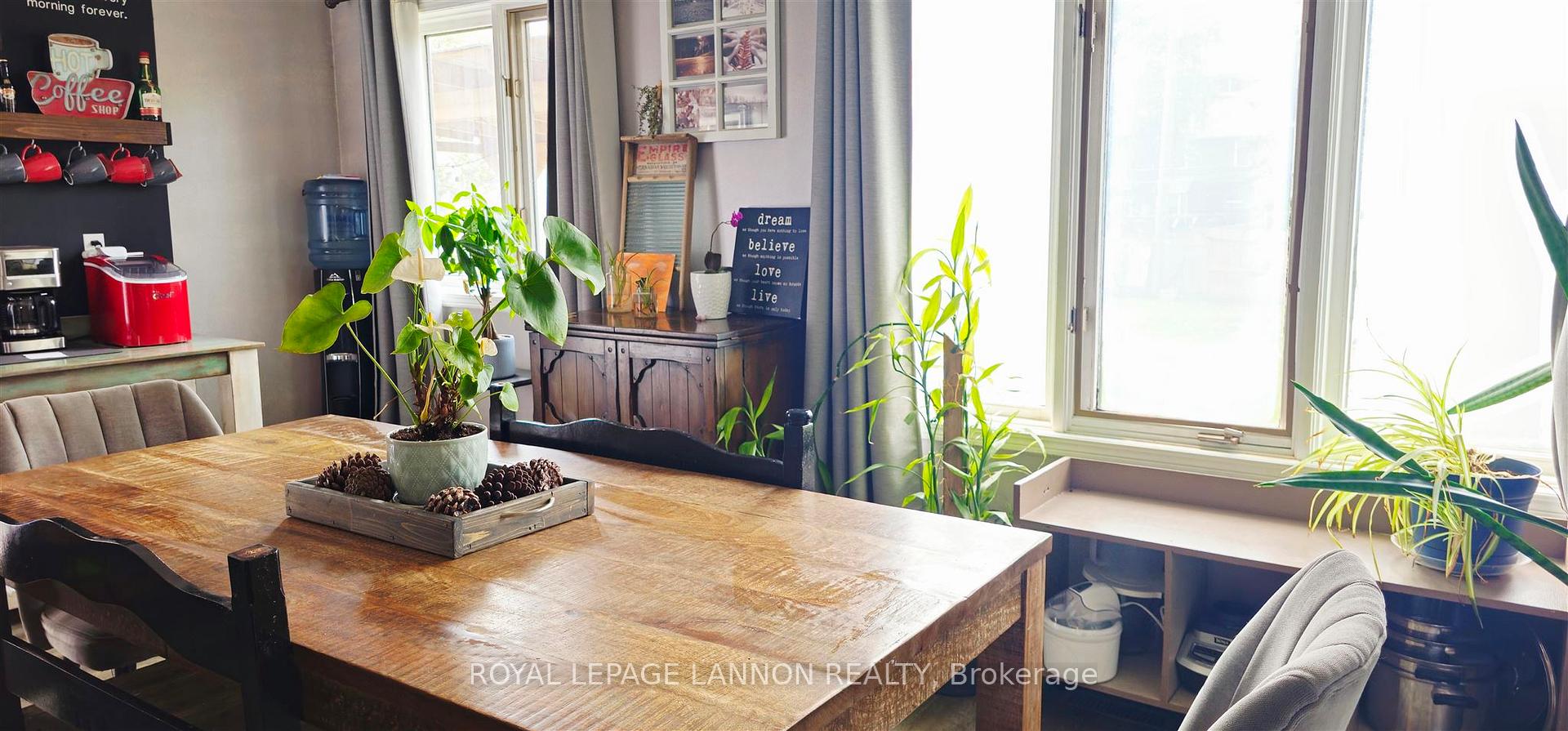 Photo 3 of 232 Francis Street W, Thunder Bay, Westfort — HOMEH