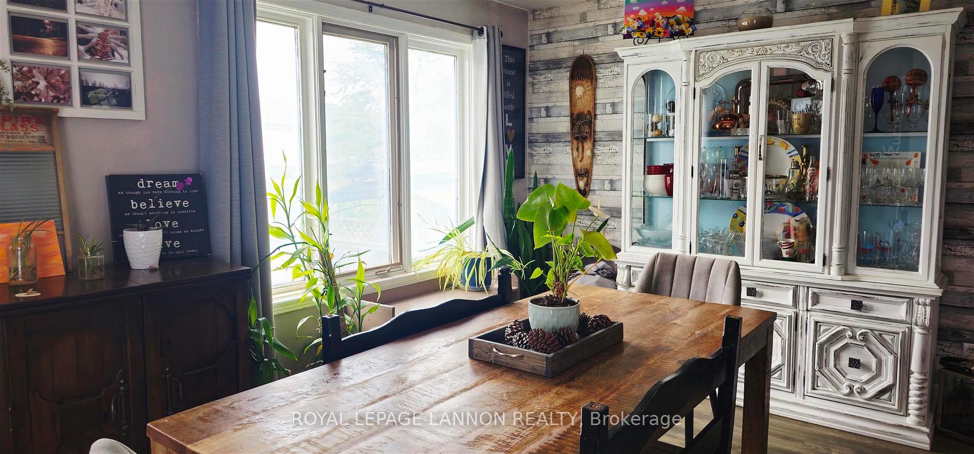 Photo 4 of 232 Francis Street W, Thunder Bay, Westfort — HOMEH