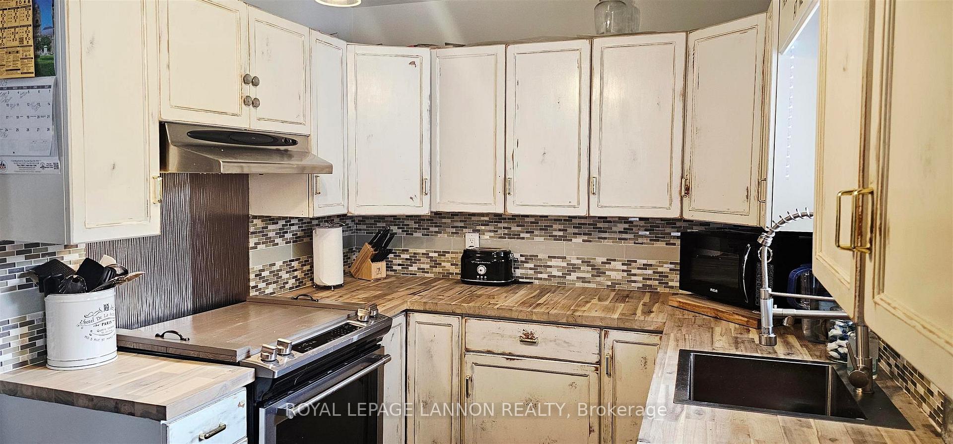 Photo 5 of 232 Francis Street W, Thunder Bay, Westfort — HOMEH