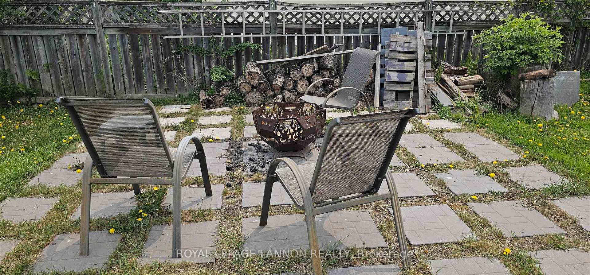 Photo 21 of 232 Francis Street W, Thunder Bay, Westfort — HOMEH