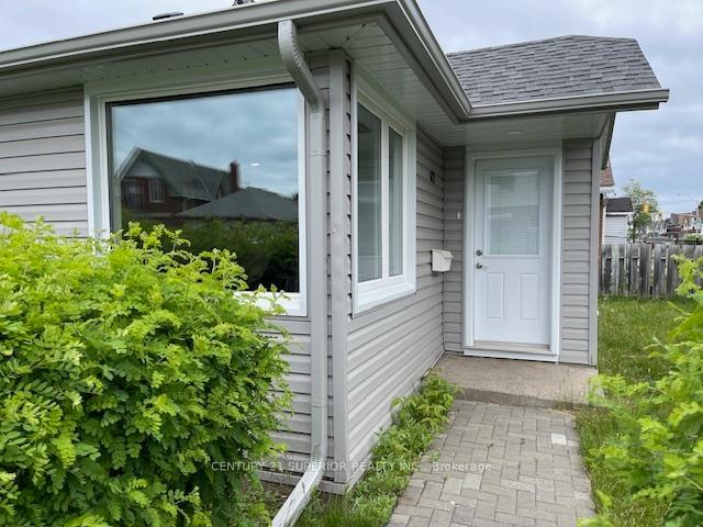 Photo 3 of 621 Dease Street, Thunder Bay, McKeller Park — HOMEH